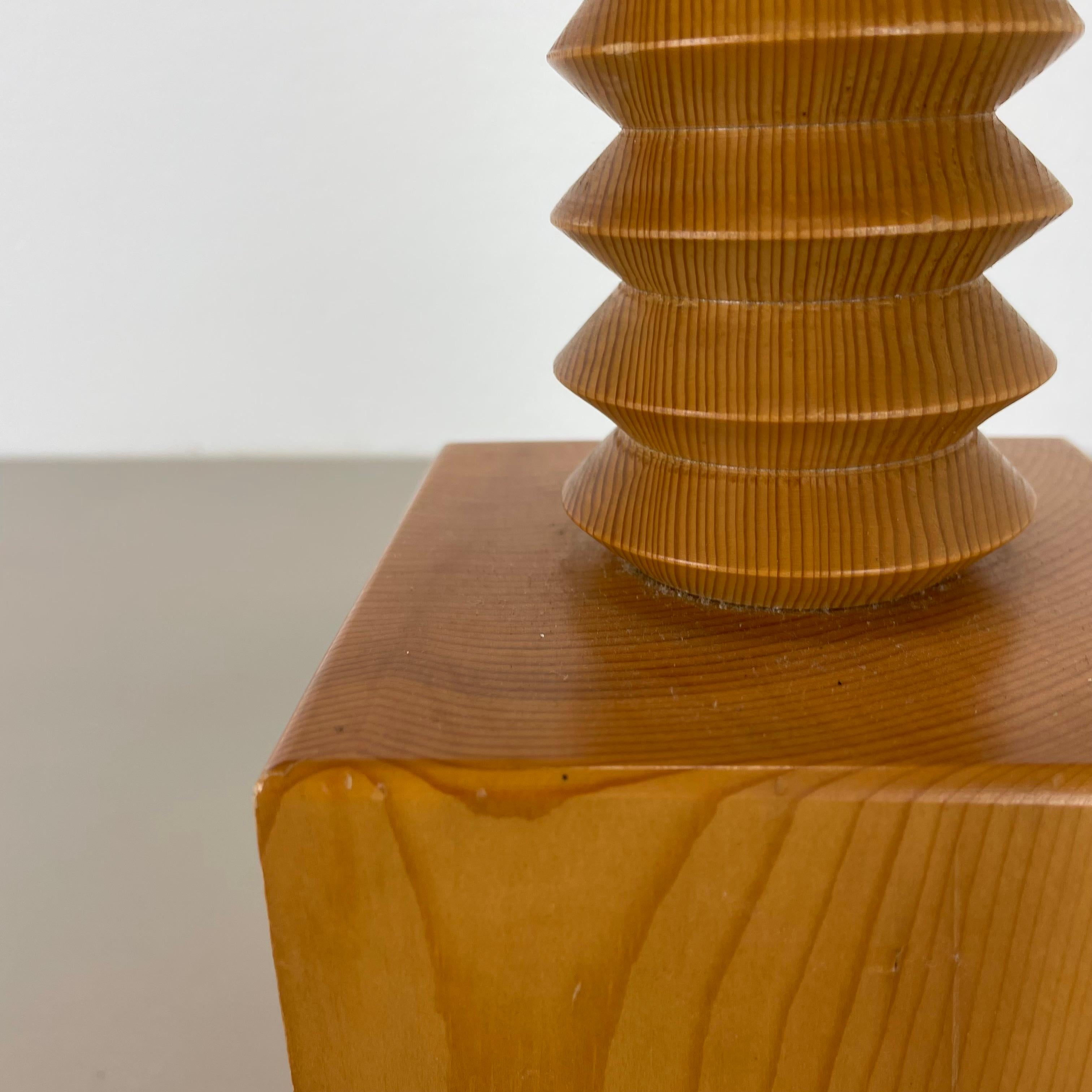 beautiful Pierre CHAPO Style solid pine wood CUBIC table light, Sweden 1970s For Sale 3