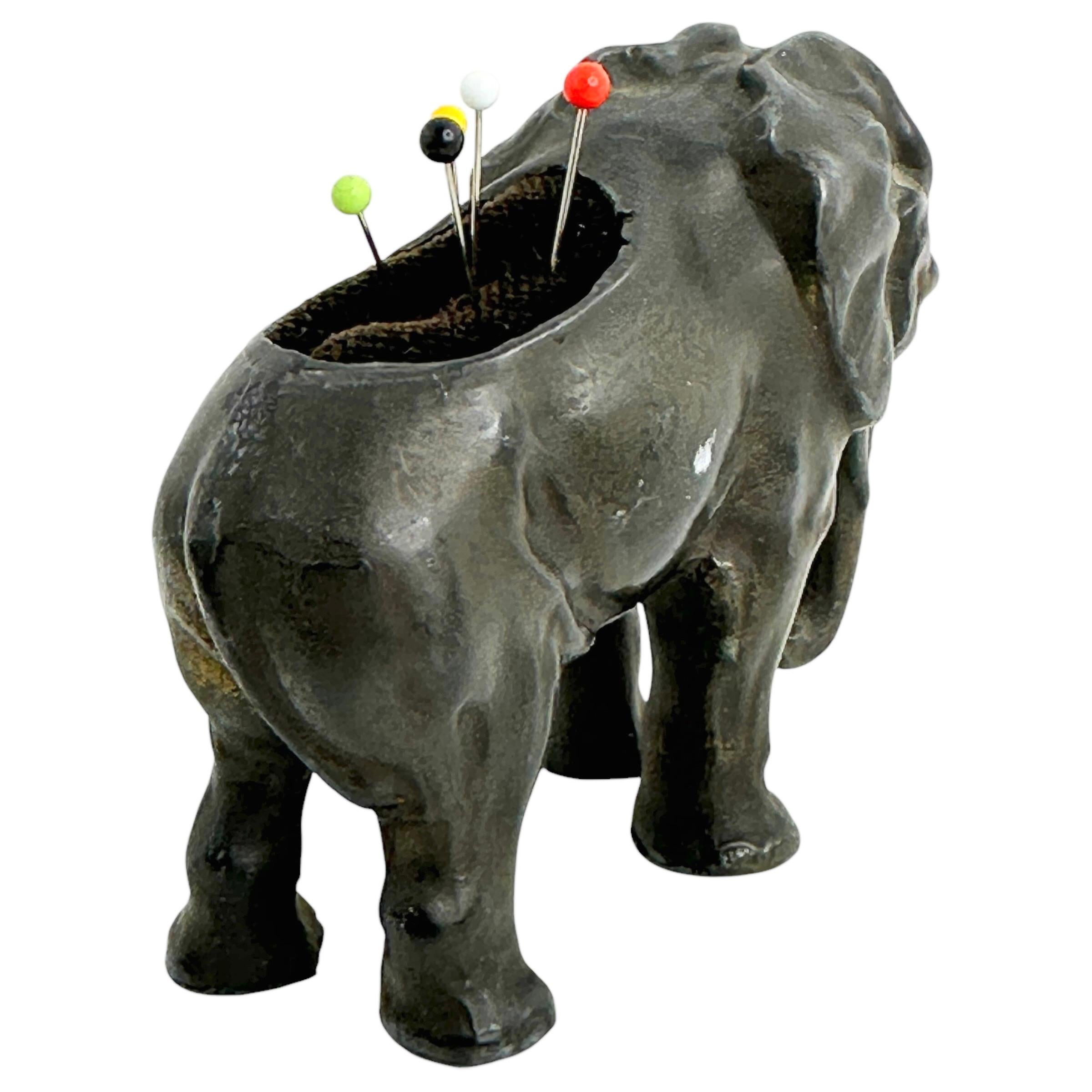 Beautiful Pincushion Elephant Figure 19th C. 1890s, Austria In Good Condition For Sale In Nuernberg, DE