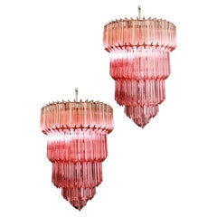 Magnifique lustre en verre de Murano rose - 112 quadriedri roses
