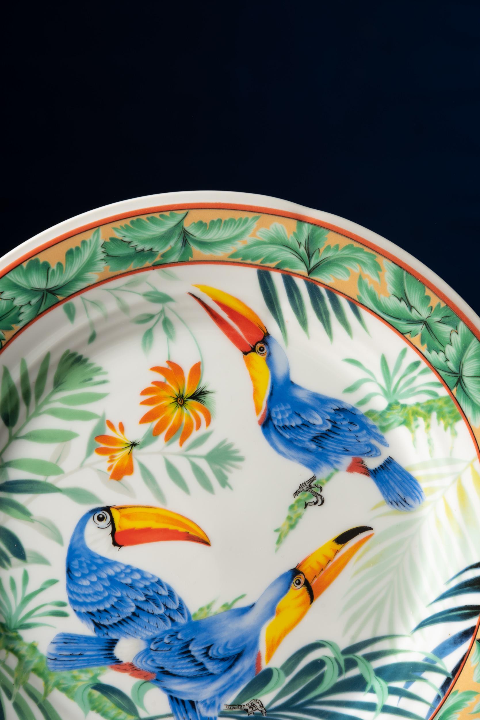 Japanese Beautiful Plate Made in Japan with Two Tropical Birds in a Forest