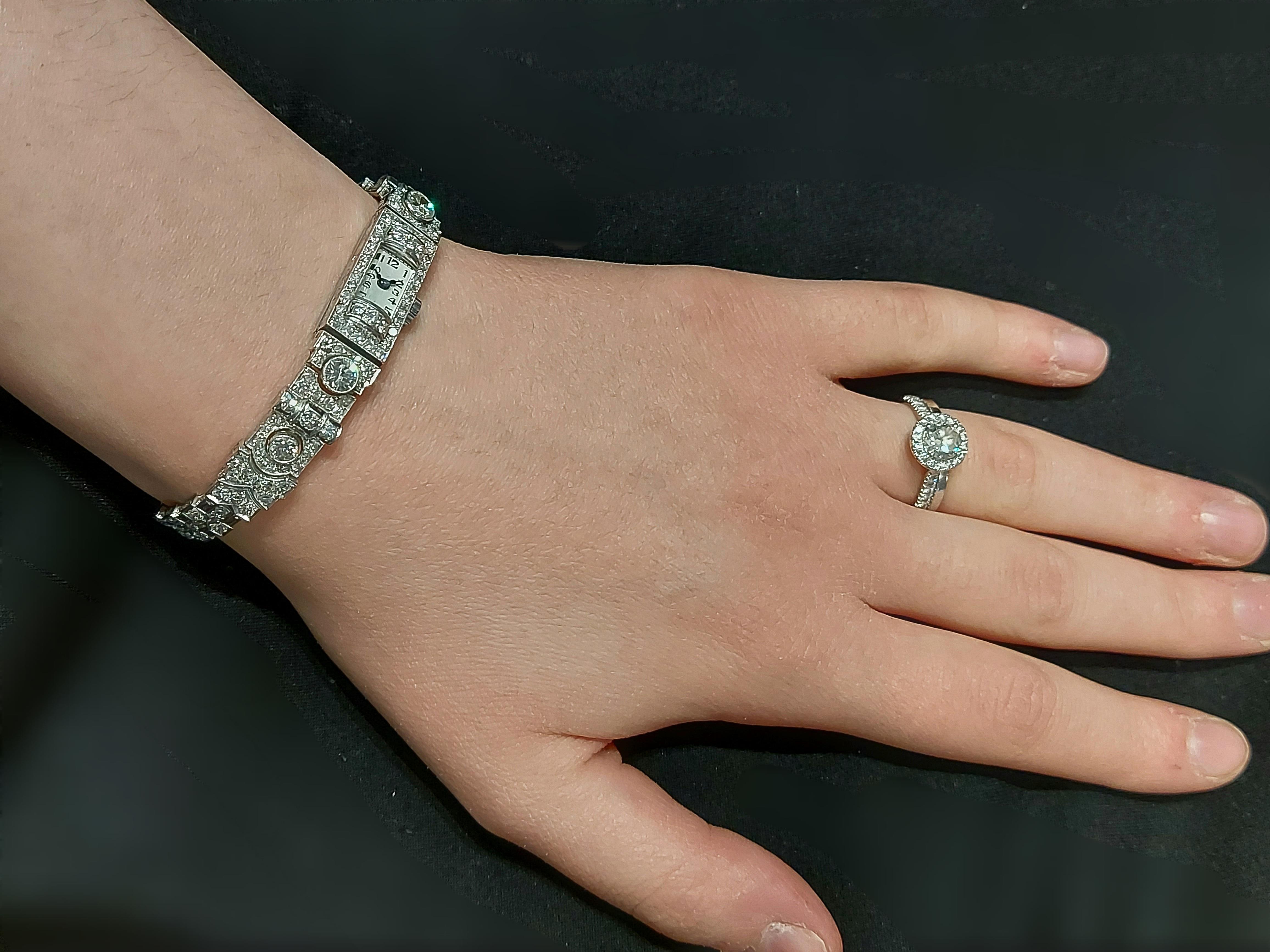 Magnifique bracelet montre Art déco en platine, diamants et diamants en vente 15