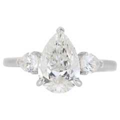 Beautiful Platinum Pave Diamond Ring with 1.90ct Natural Diamond