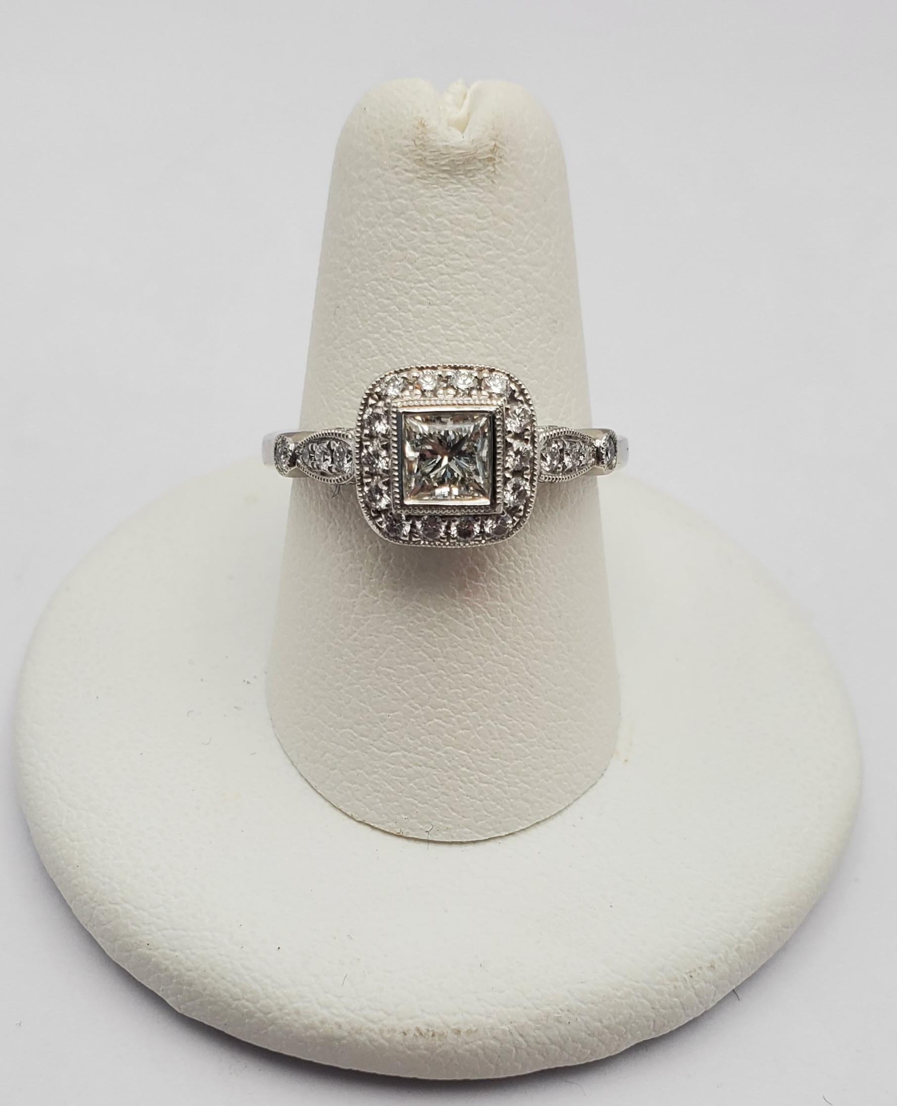Women's Beautiful Platinum Princess Cut Center Halo Engagement Ring For Sale