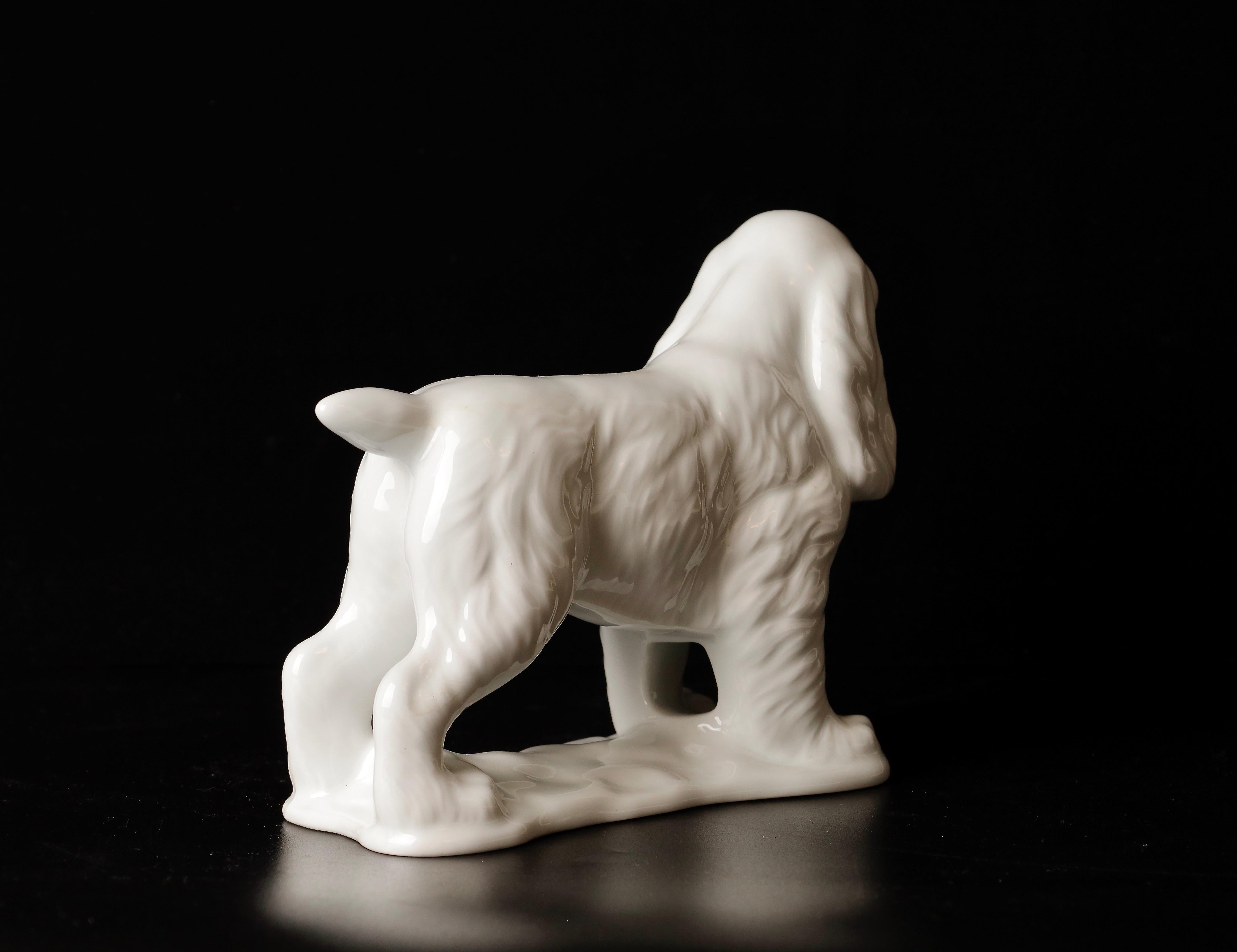 Beautiful Porcelain Dog Okimono Object by Shozan For Sale 4