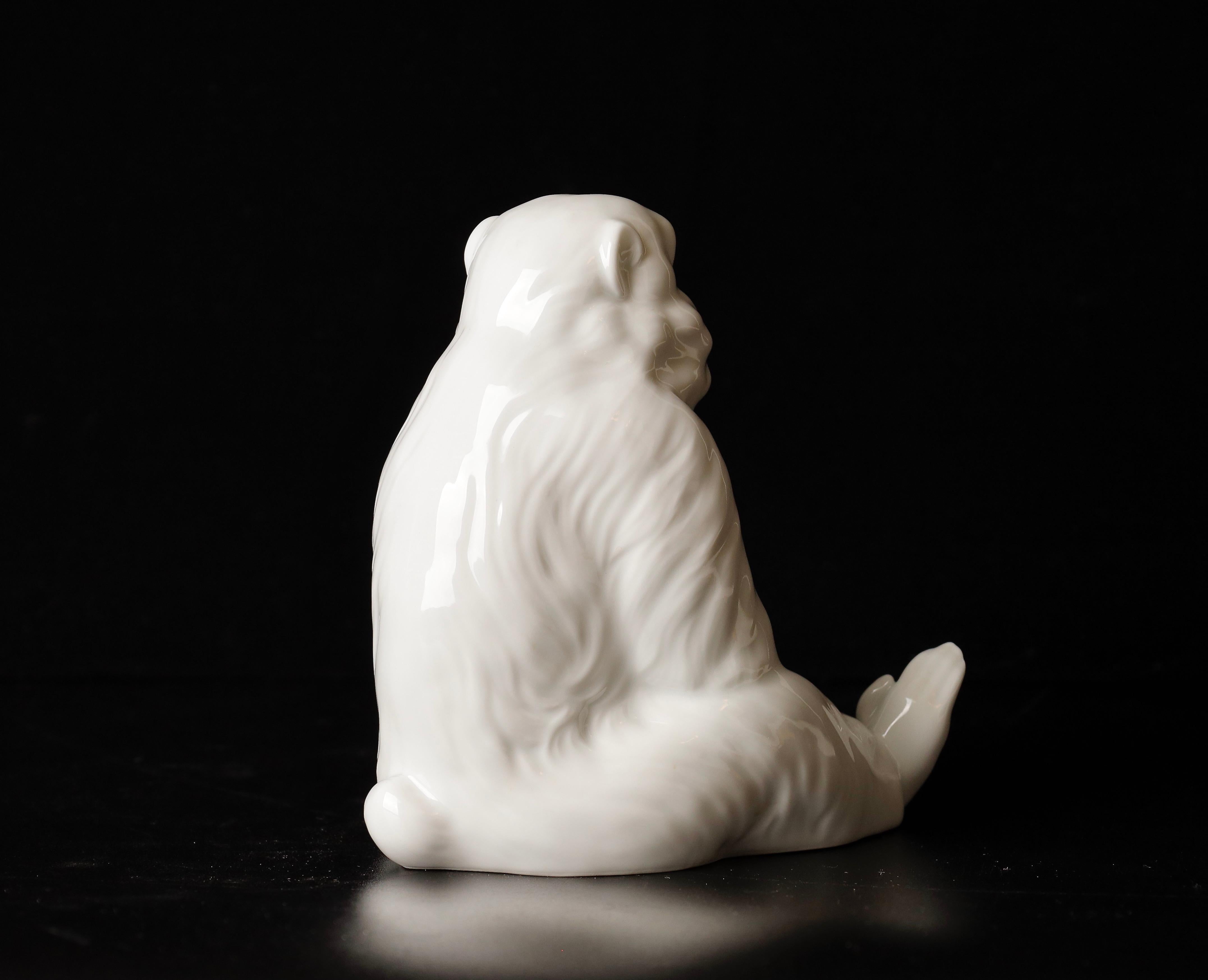 Beautiful Porcelain Monkey Okimono Object by Shozan For Sale 3