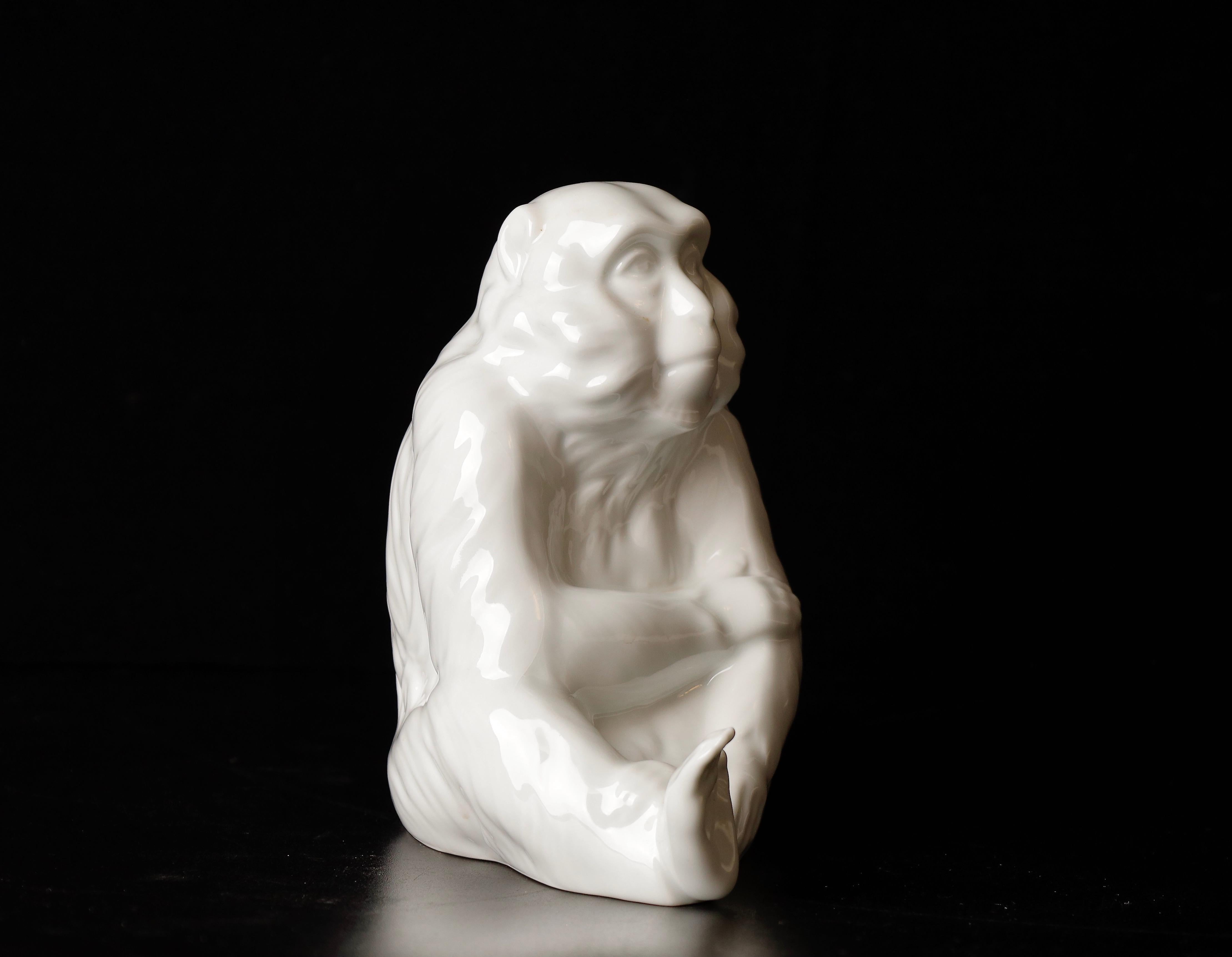 Beautiful Porcelain Monkey Okimono Object by Shozan For Sale 5