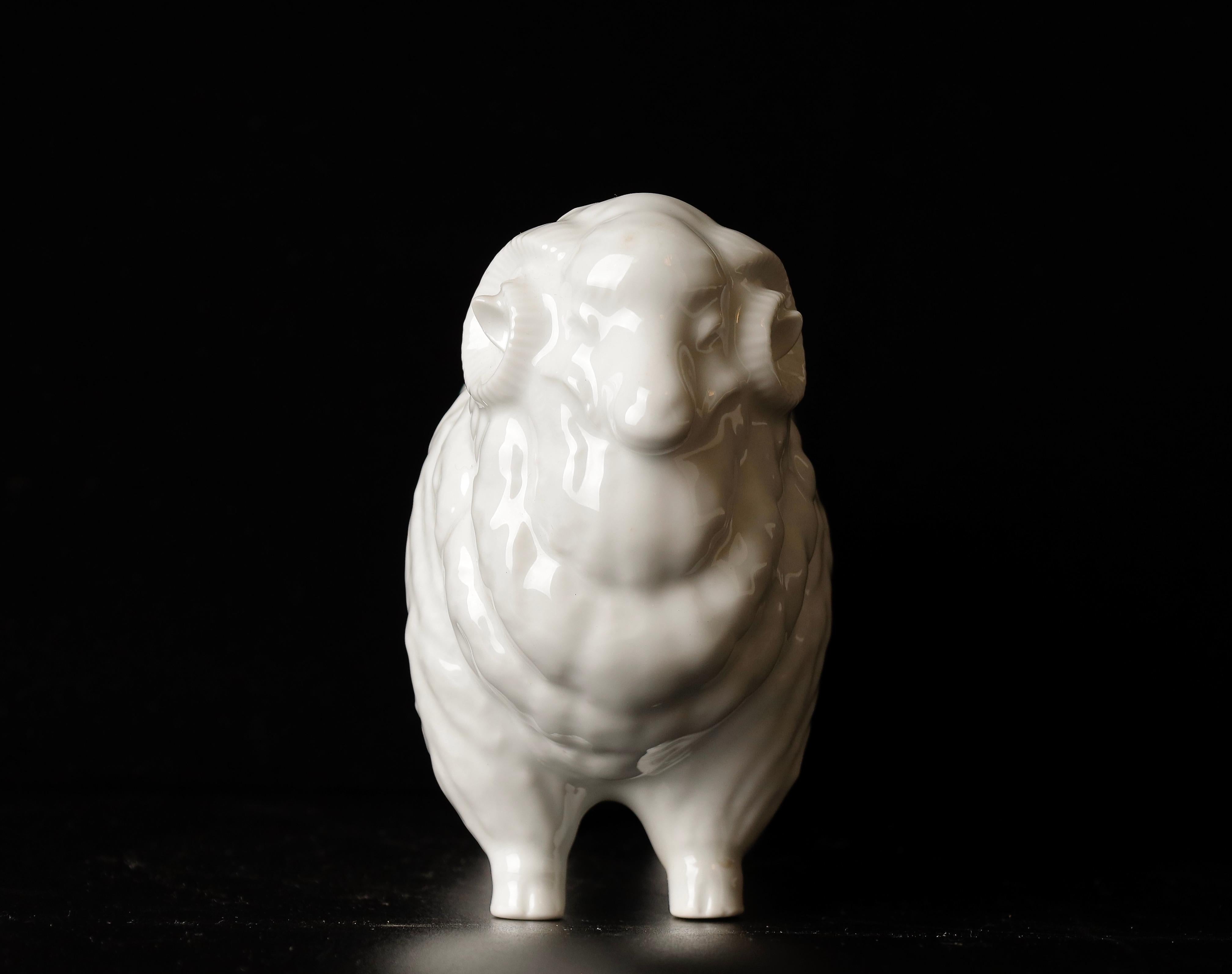 20th Century Beautiful Porcelain Sheep Okimono Object by Shozan For Sale