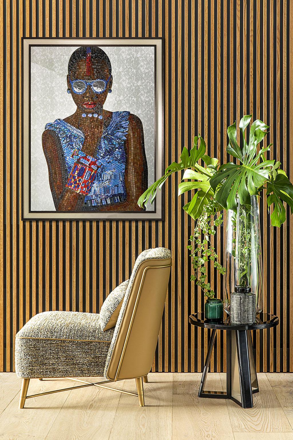 Schönes Porträt in künstlerischem Mosaik auf weißen Metallstützen auf der Rückseite zum Aufhängen (Sonstiges) im Angebot