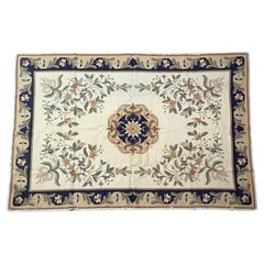 Beautiful Portuguese Rug " Arraiolos " 20th Century