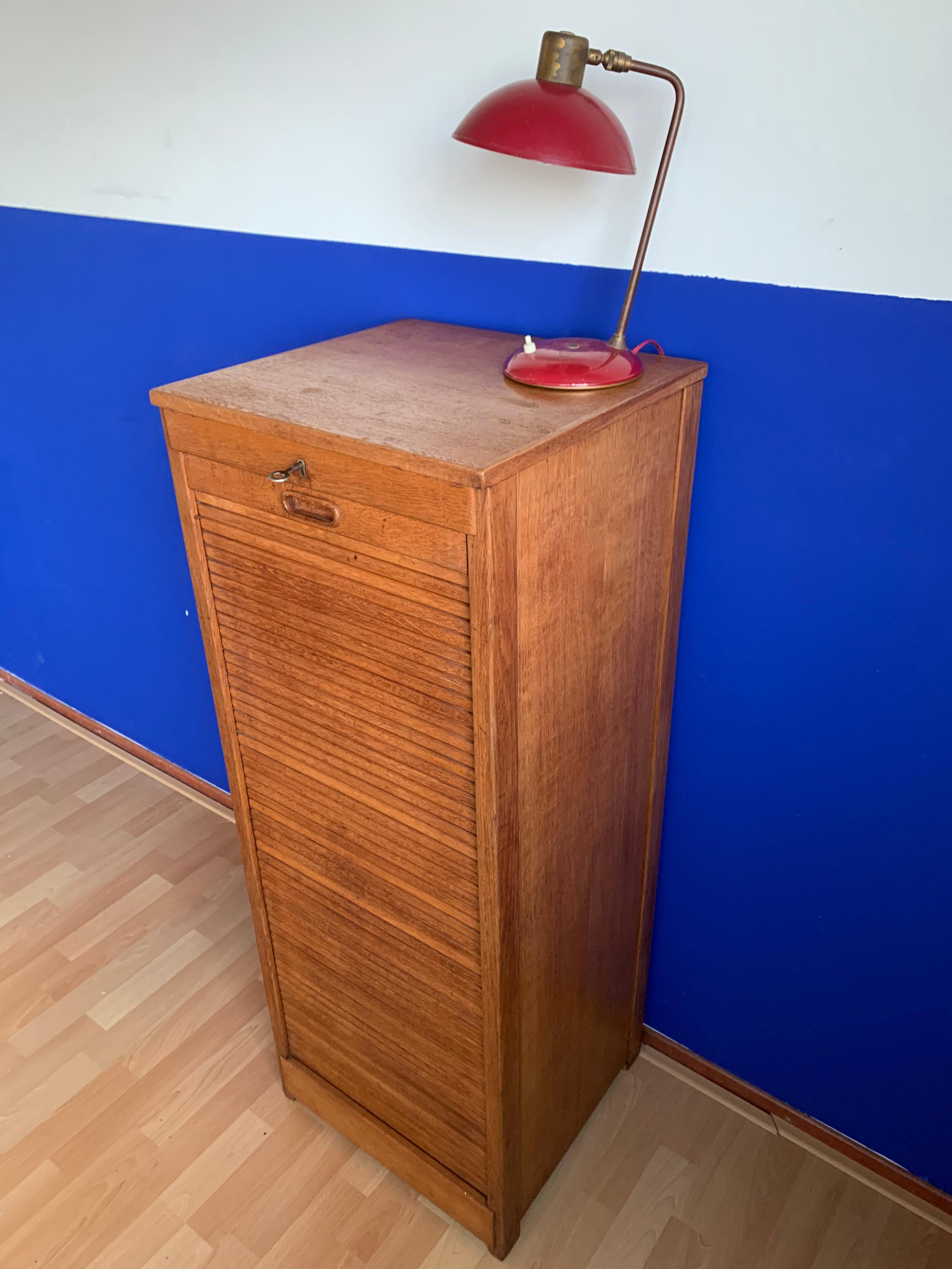Beautiful & Practical Dutch Art Deco Filing Cabinet with Roller Door & 9 Drawers In Good Condition In Lisse, NL