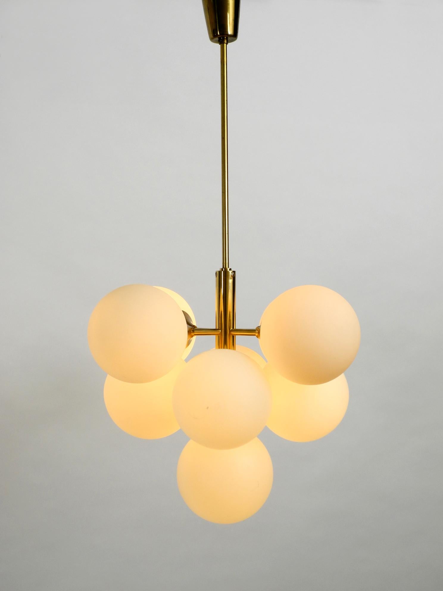 Beautiful Rare 60s Kaiser Brass Ceiling Lamp with 9 Opaline Glasses In Distressed Condition In München, DE