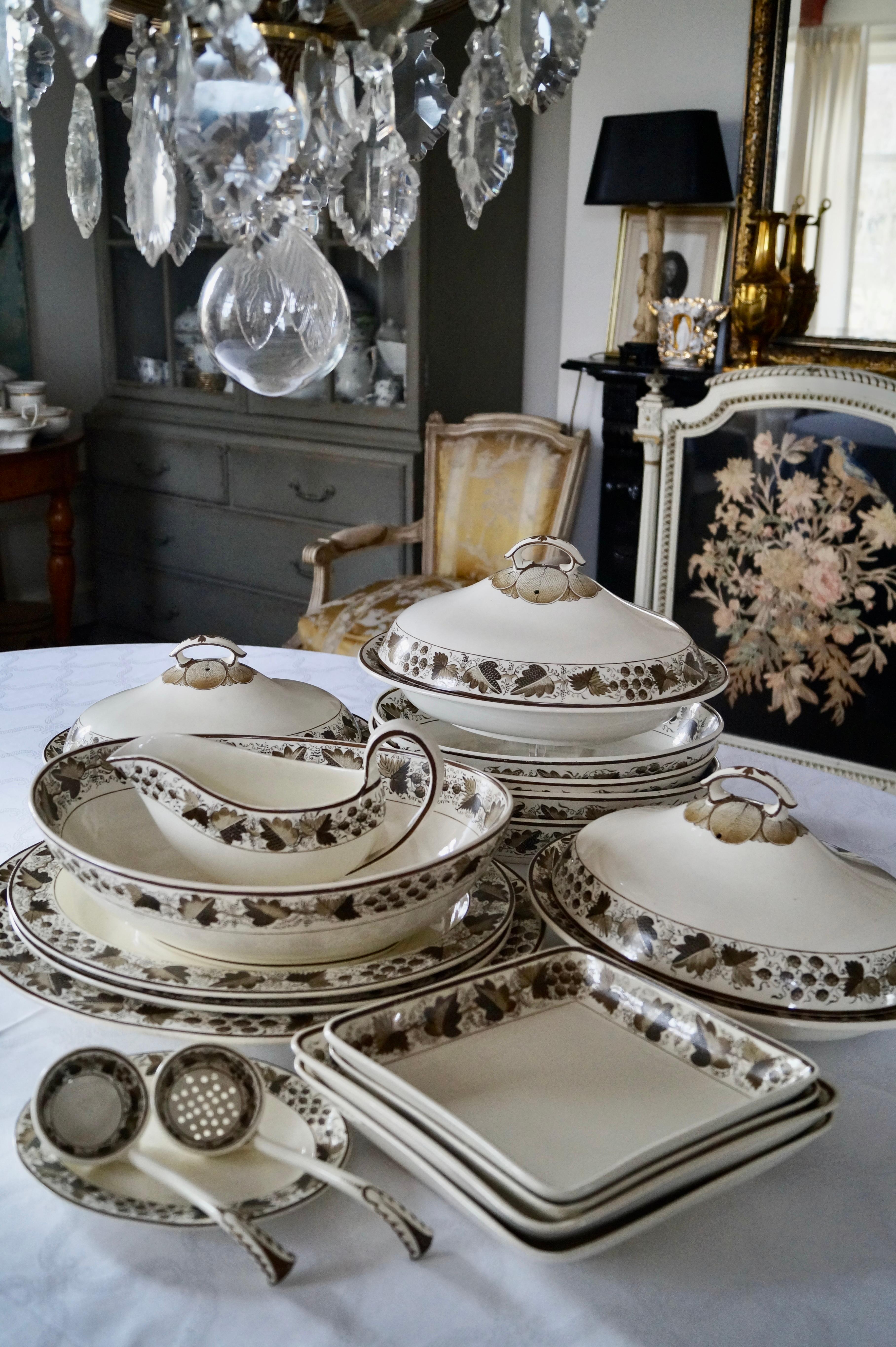 Beautiful Rare Antique Copeland Spode Creamware Tableware Parts ca 1800s For Sale 4