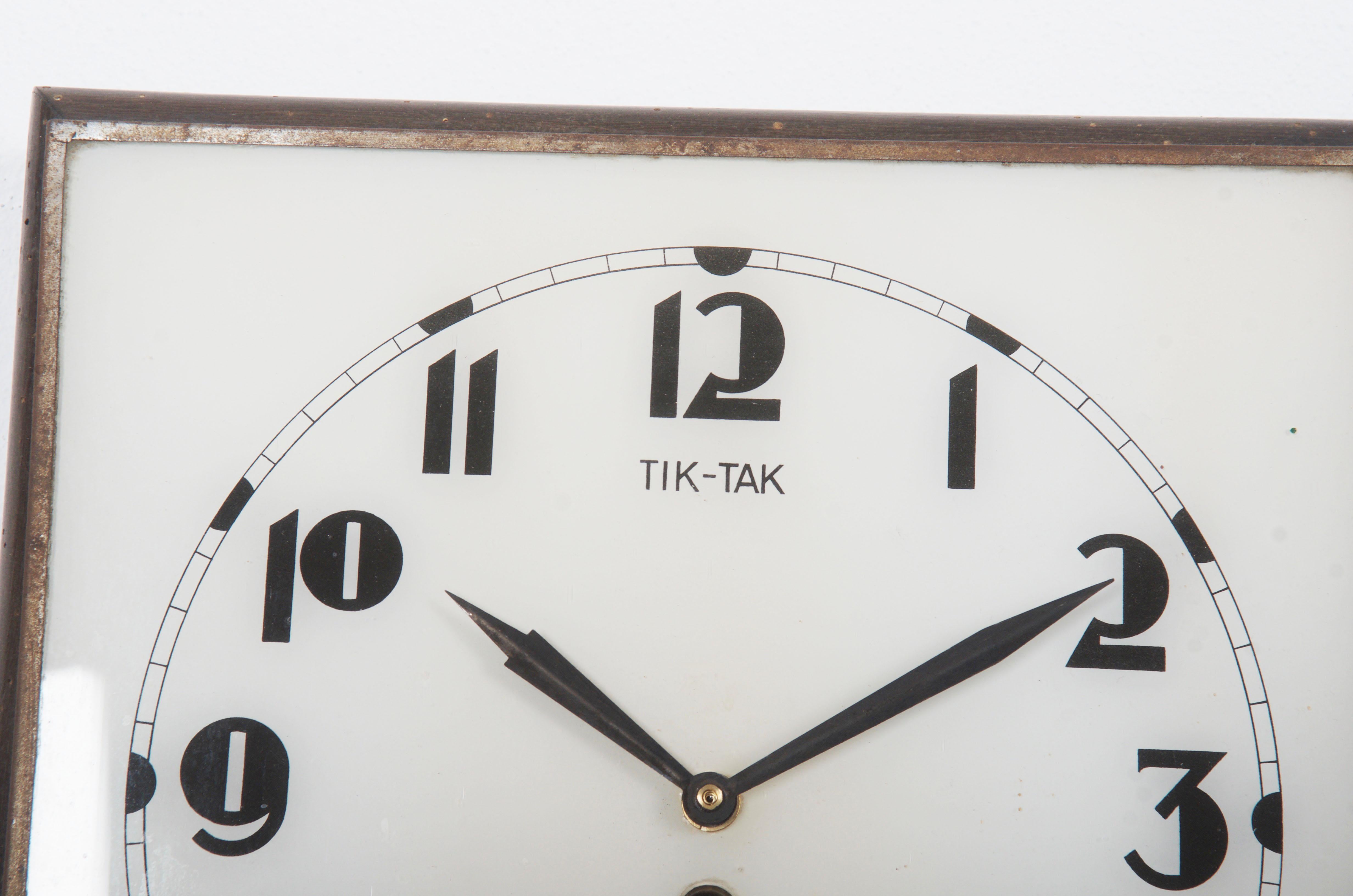 Beautiful, Rare Large Bauhaus Wall Clock In Excellent Condition In Vienna, AT