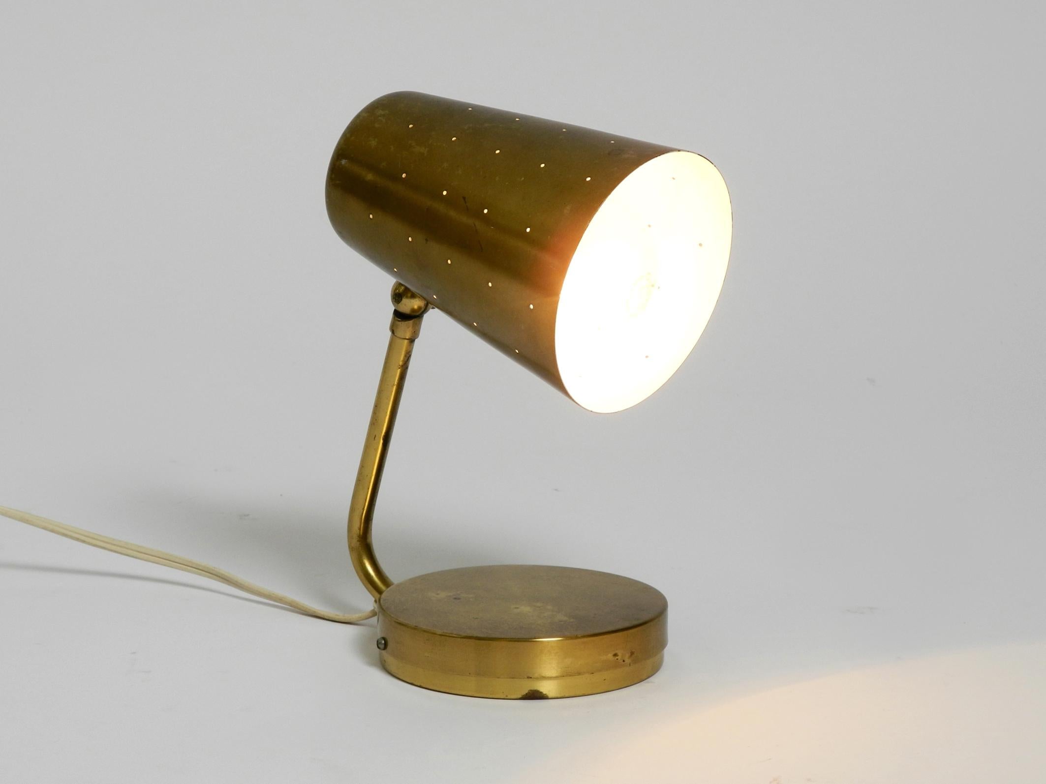 Beautiful rare Mid Century Modern brass table lamp  For Sale 4