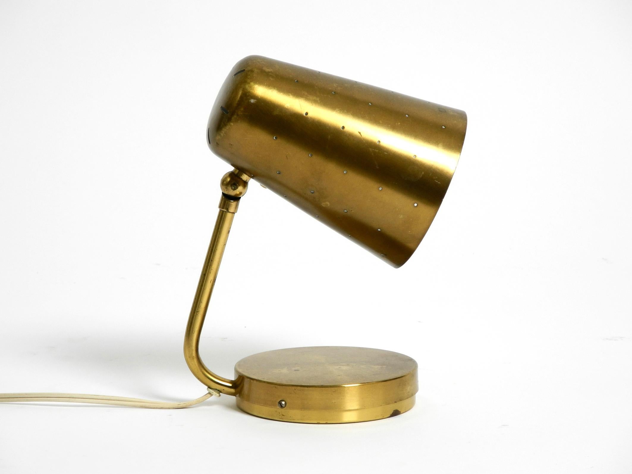 Beautiful rare Mid Century Modern brass table lamp  For Sale 11
