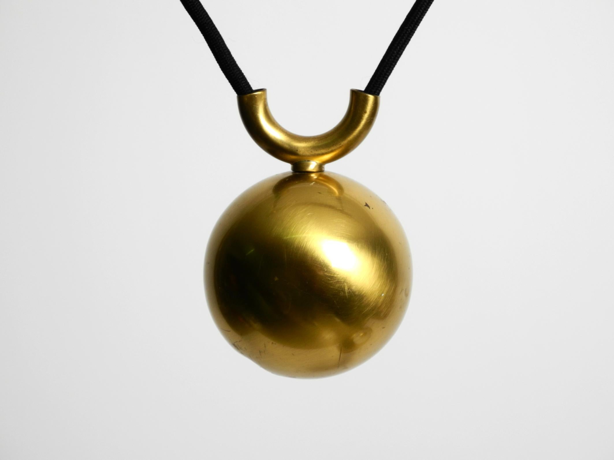 Beautiful rare original 1970s Florian Schulz brass pendant light with pulley sys For Sale 5