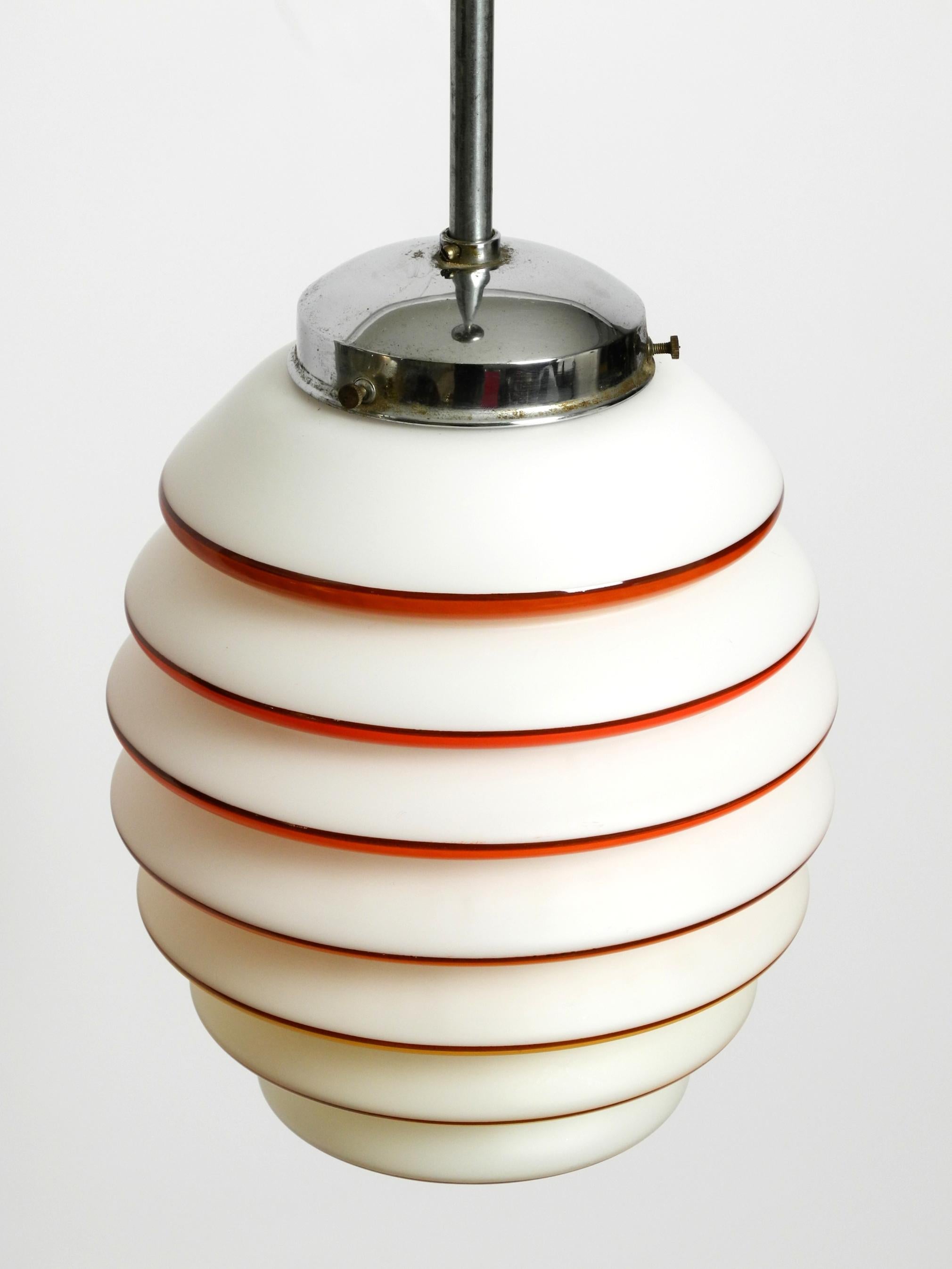 Bellissima e rara lampada da soffitto in vetro originale degli anni '30 in vendita 12