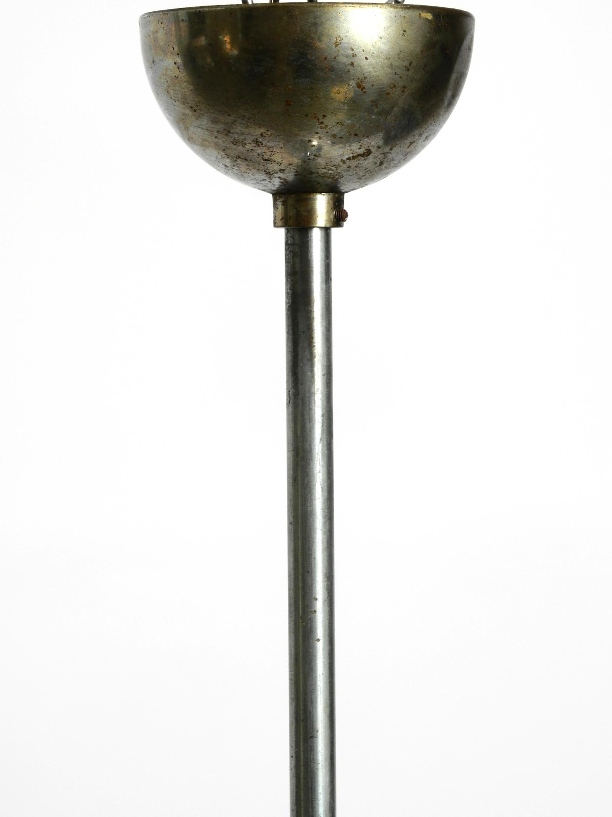 Bellissima e rara lampada da soffitto in vetro originale degli anni '30 in vendita 2