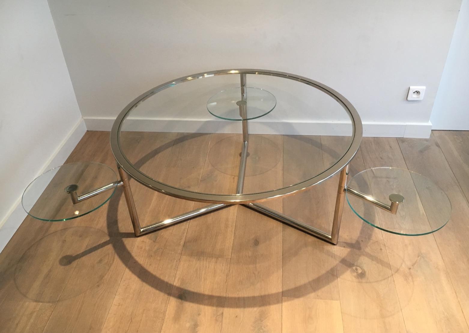 Beautiful Rare Round Chrome Coffee Table with Removable Round Glass Shelves In Good Condition In Marcq-en-Barœul, Hauts-de-France
