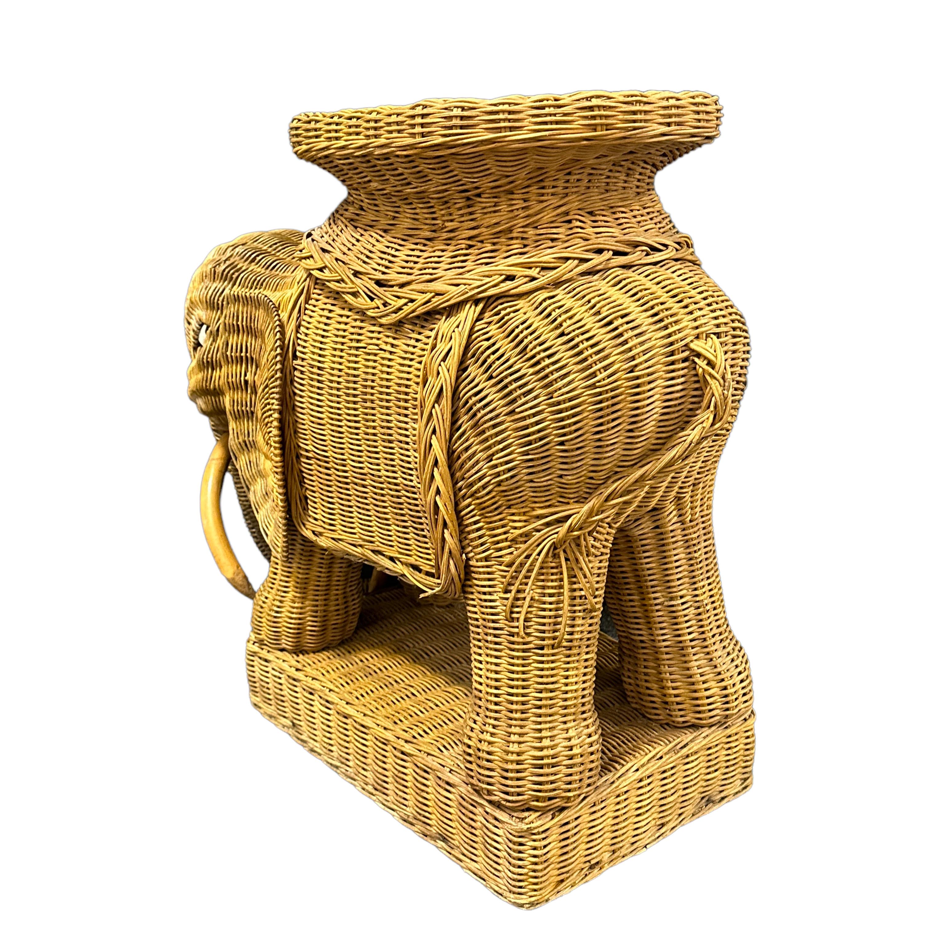 Hollywood Regency Beautiful Rattan Wicker Elephant Side Table, France, 1960s For Sale