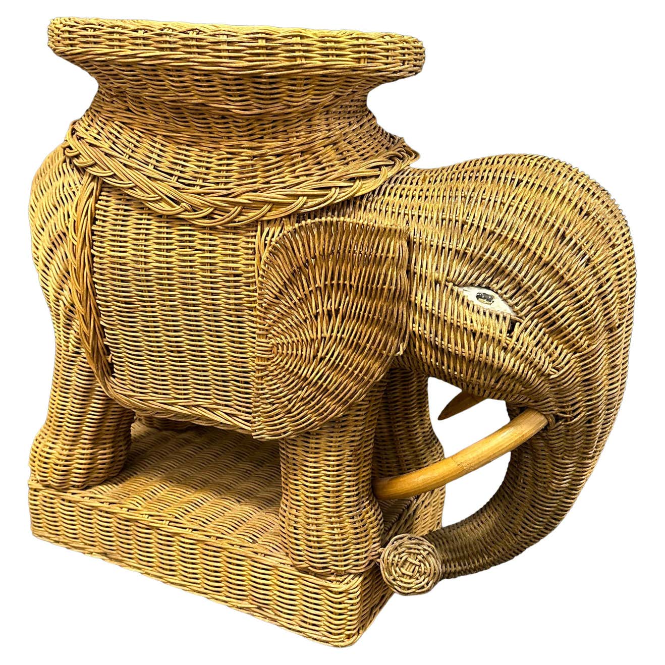 Beautiful Rattan Wicker Elephant Side Table, France, 1960s For Sale at ...