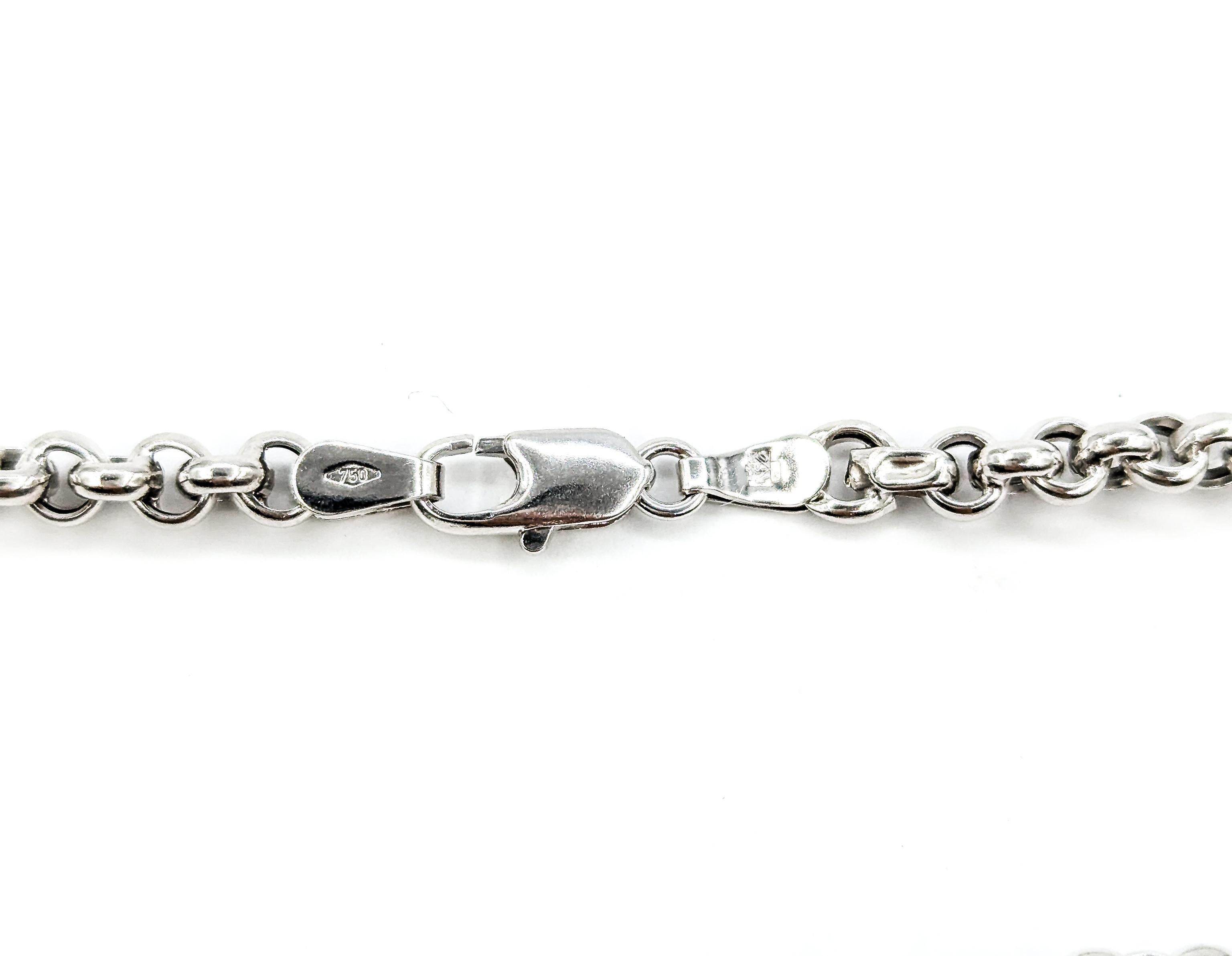 Bellissima collana di rubini rossi cabochon e diamanti in oro bianco 18 carati

Ti presentiamo questa bellissima collana di rubini e diamanti, meticolosamente realizzata in oro bianco 18 carati. Questa collana celebra uno splendido rubino da 6,5