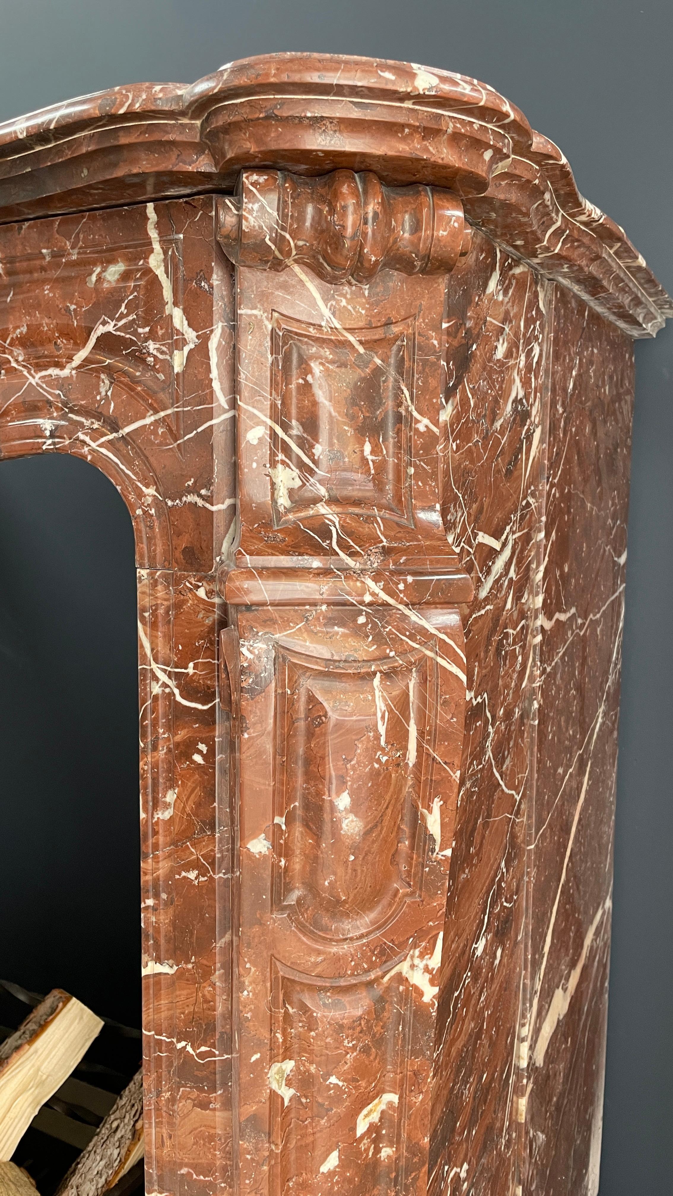 Hand-Carved Beautiful Red Marble Antique Circular Chimney Rossa Levanto For Sale