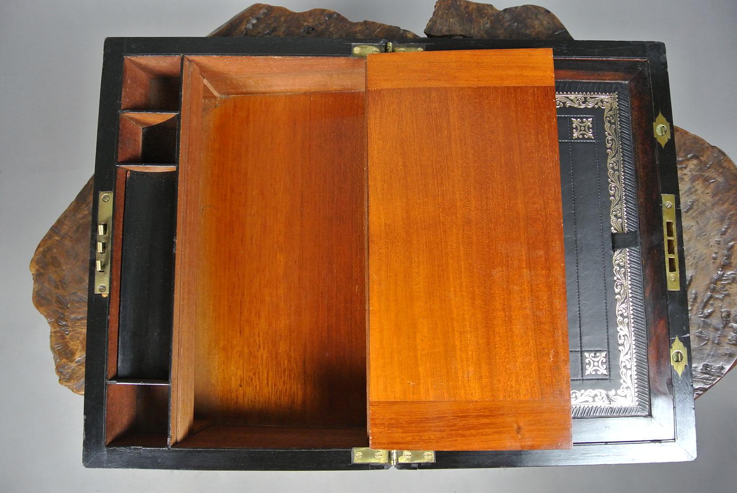 Beautiful Regency Coromandel Writing Box c. 1830 For Sale 3