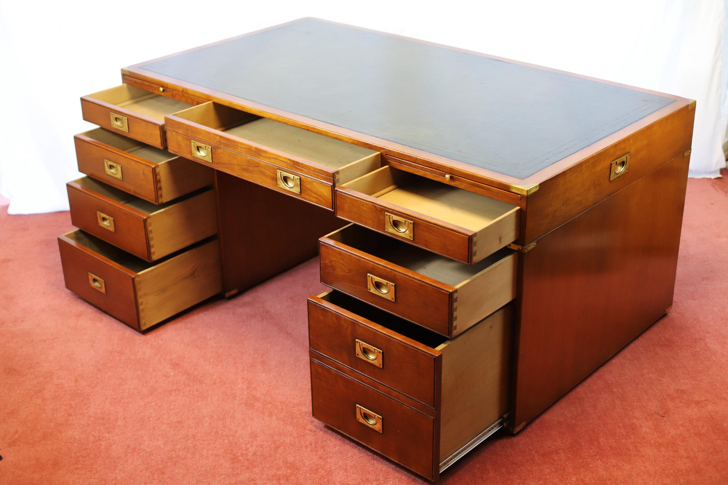 Beautiful R.E.H. Kennedy mahogany military partners desk 6