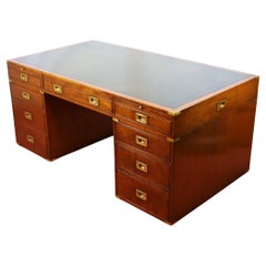 Beautiful R.E.H. Kennedy mahogany military partners desk