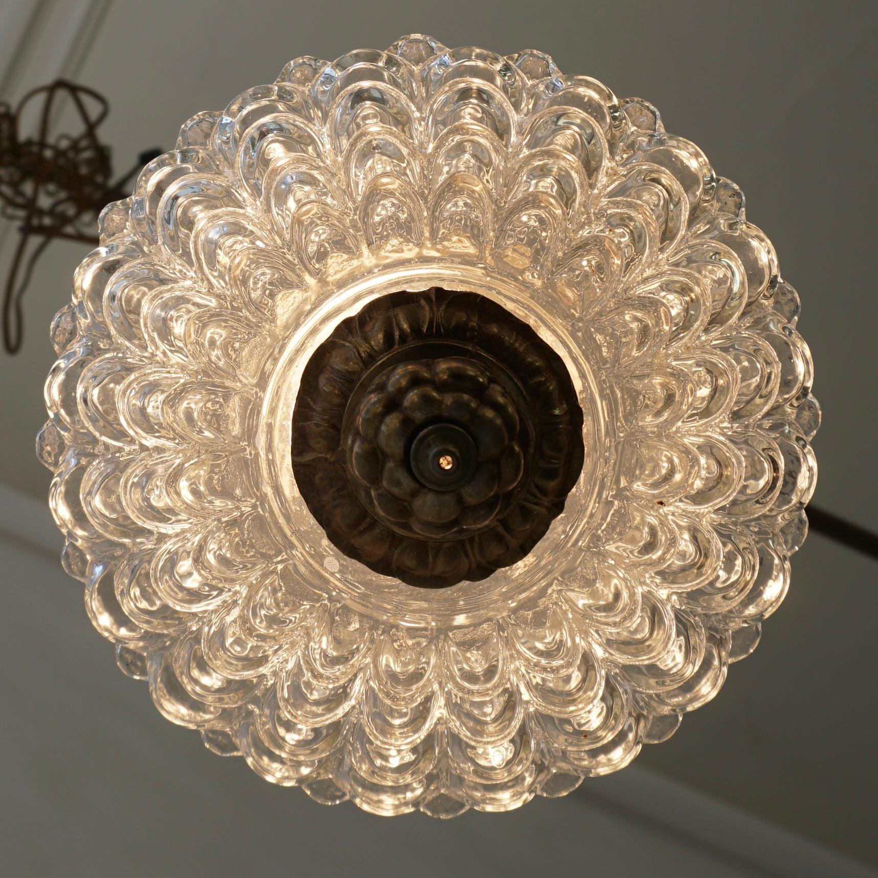 XX secolo Bellissima lampada a sospensione in vetro a coste in vendita
