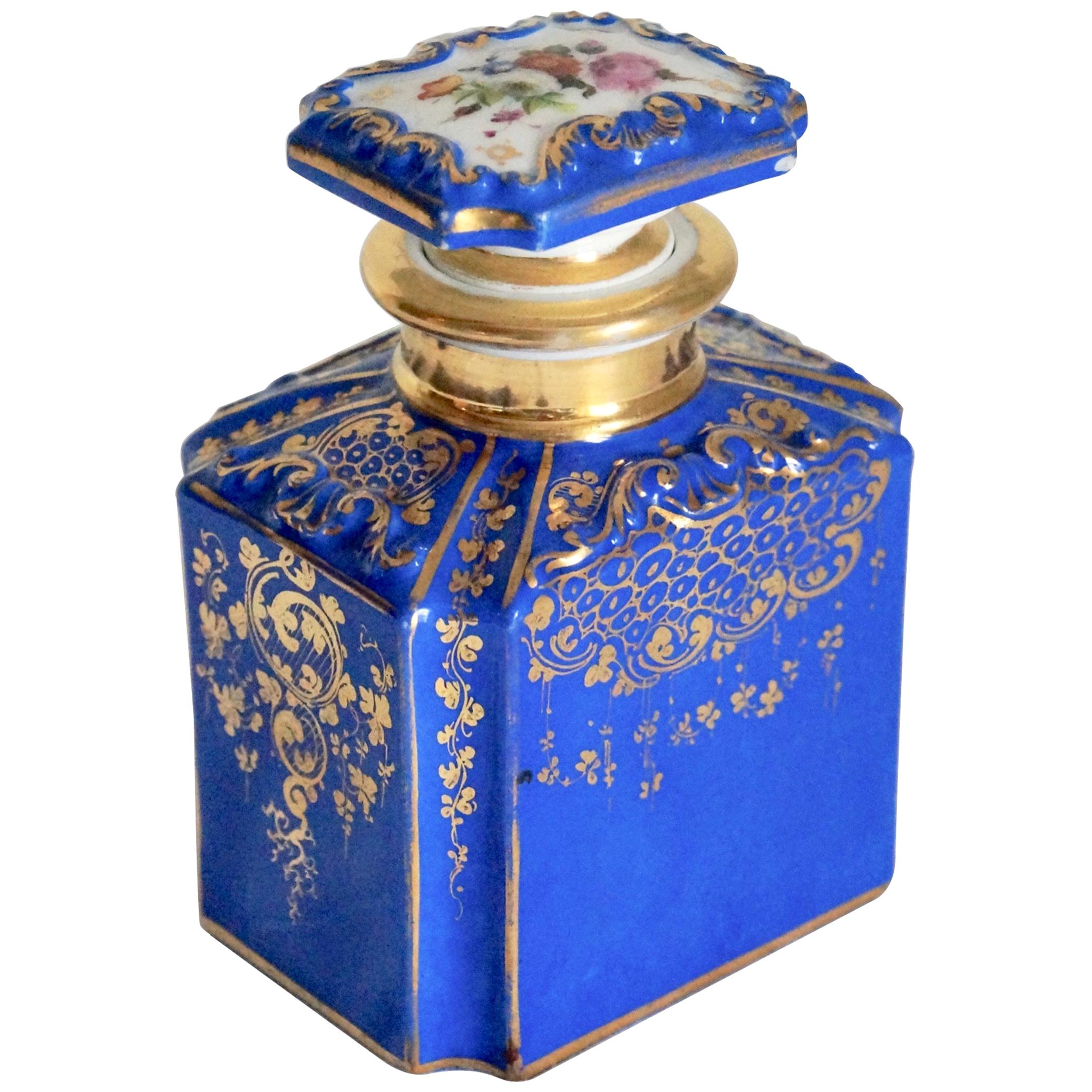Beautiful, Richly Decorated Old Paris Hand Painted Empire Tea Caddy, France For Sale