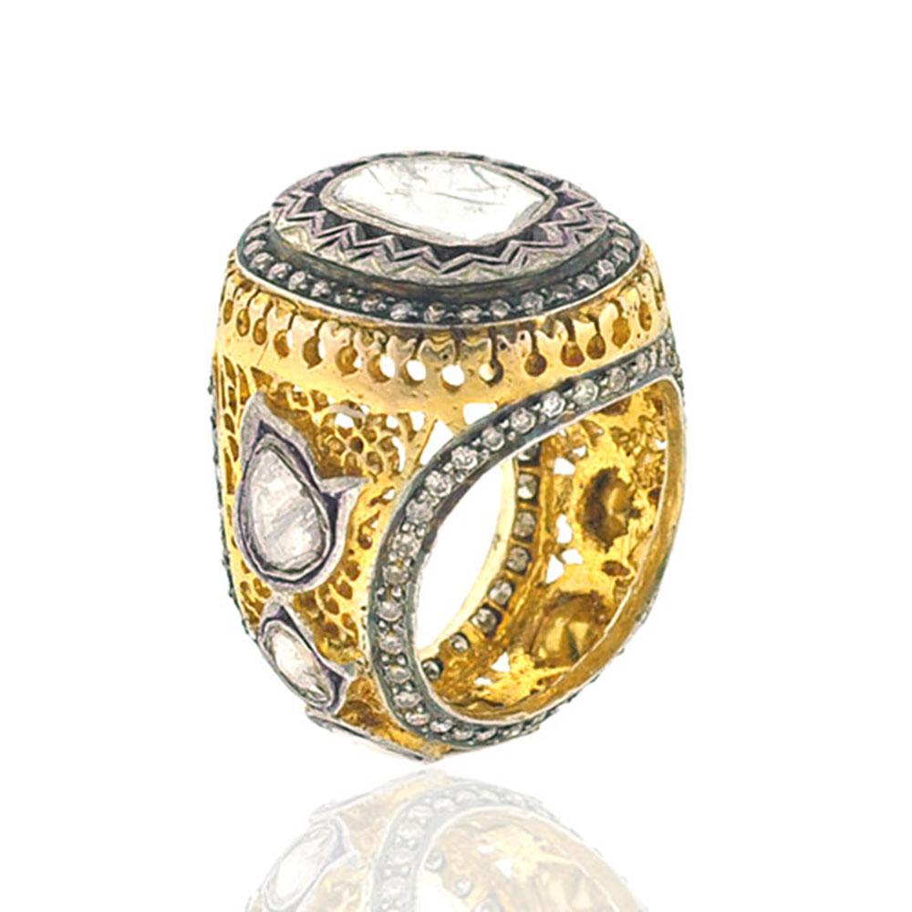 Victorian Beautiful Ring with Side & Center Diamonds & Pave Diamonds in Ornamental Design For Sale