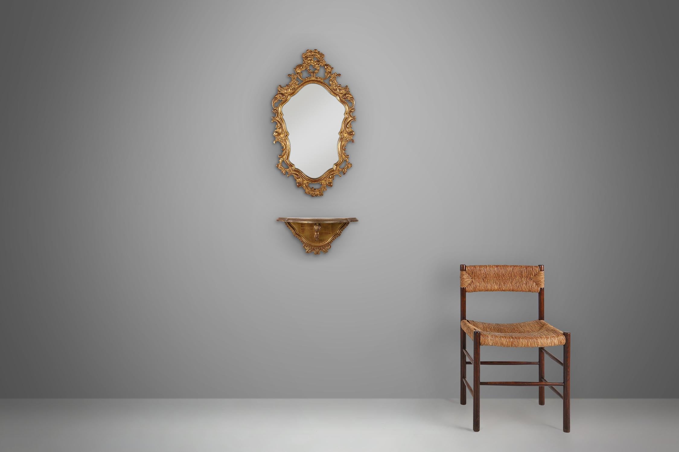 Magnifique miroir rococo avec Stand en bois et feuille d'or, Deknudt Belgique, années 50 en vente 6