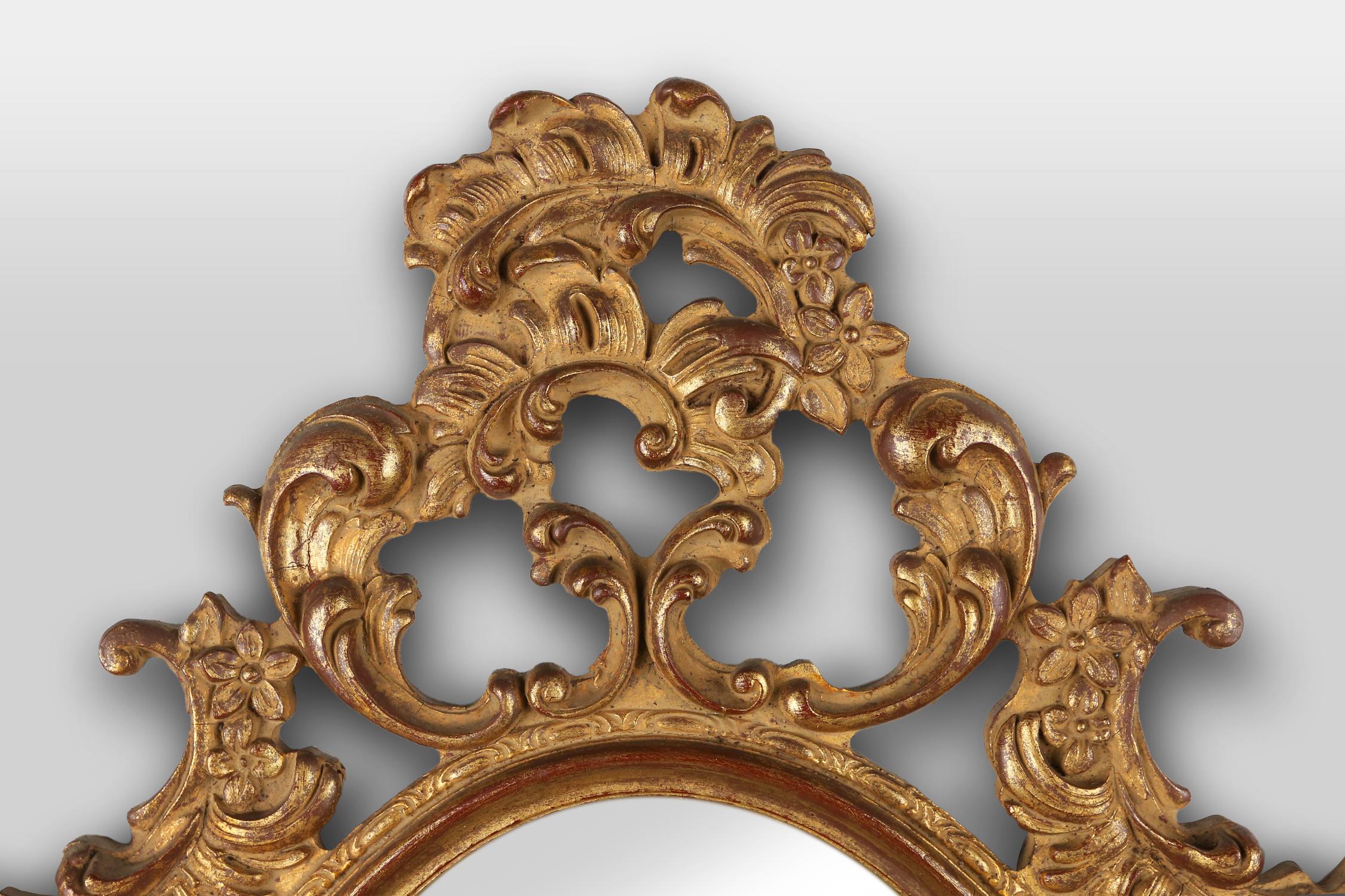 Beautiful Rococo mirror with stand in wood and gold leaf, Deknudt Belgium, 50s For Sale 1