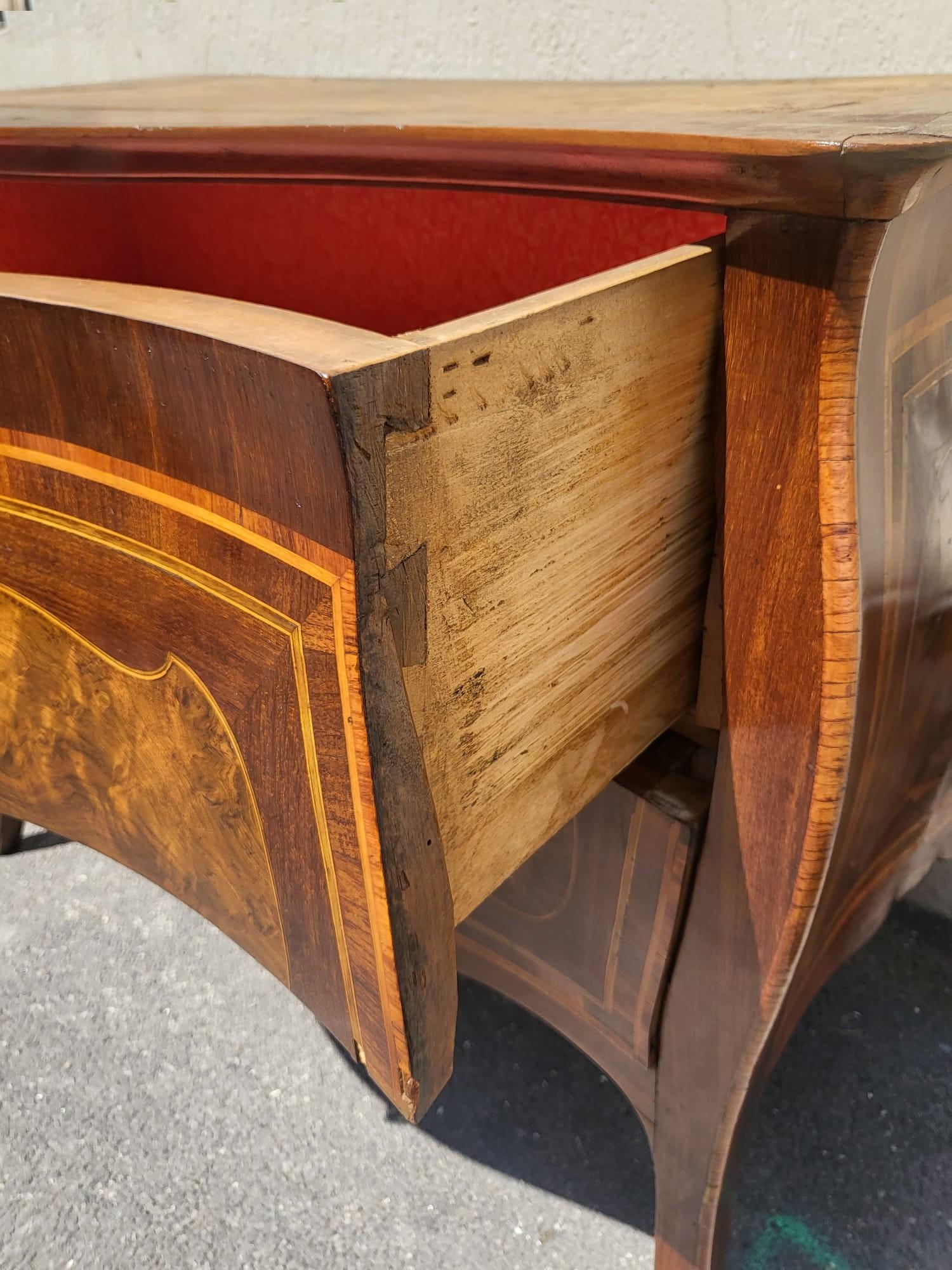 Beautiful Roman Marquetry Commode, 18th Century Period For Sale 11