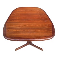 Beautiful Rosewood Extendable Danish Modern Dining Table with Two Leaves