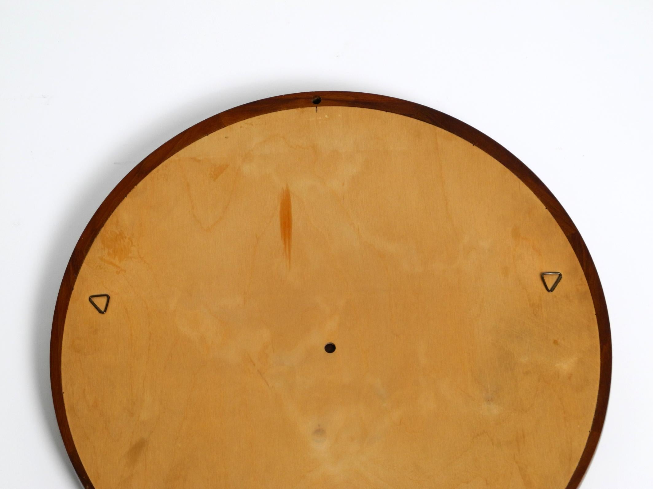 Bellissimo specchio da parete rotondo in teak degli anni '60 di TH. POSS 'EFTF Copenaghen Danimarca in vendita 4