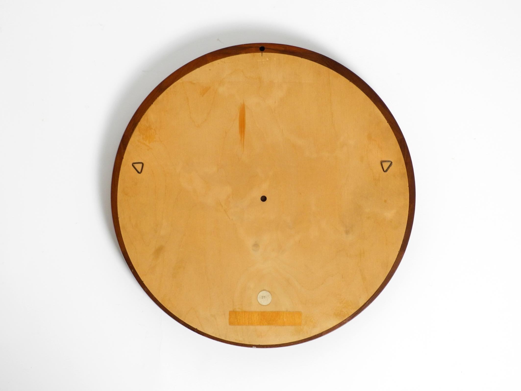 Bellissimo specchio da parete rotondo in teak degli anni '60 di TH. POSS 'EFTF Copenaghen Danimarca in vendita 2