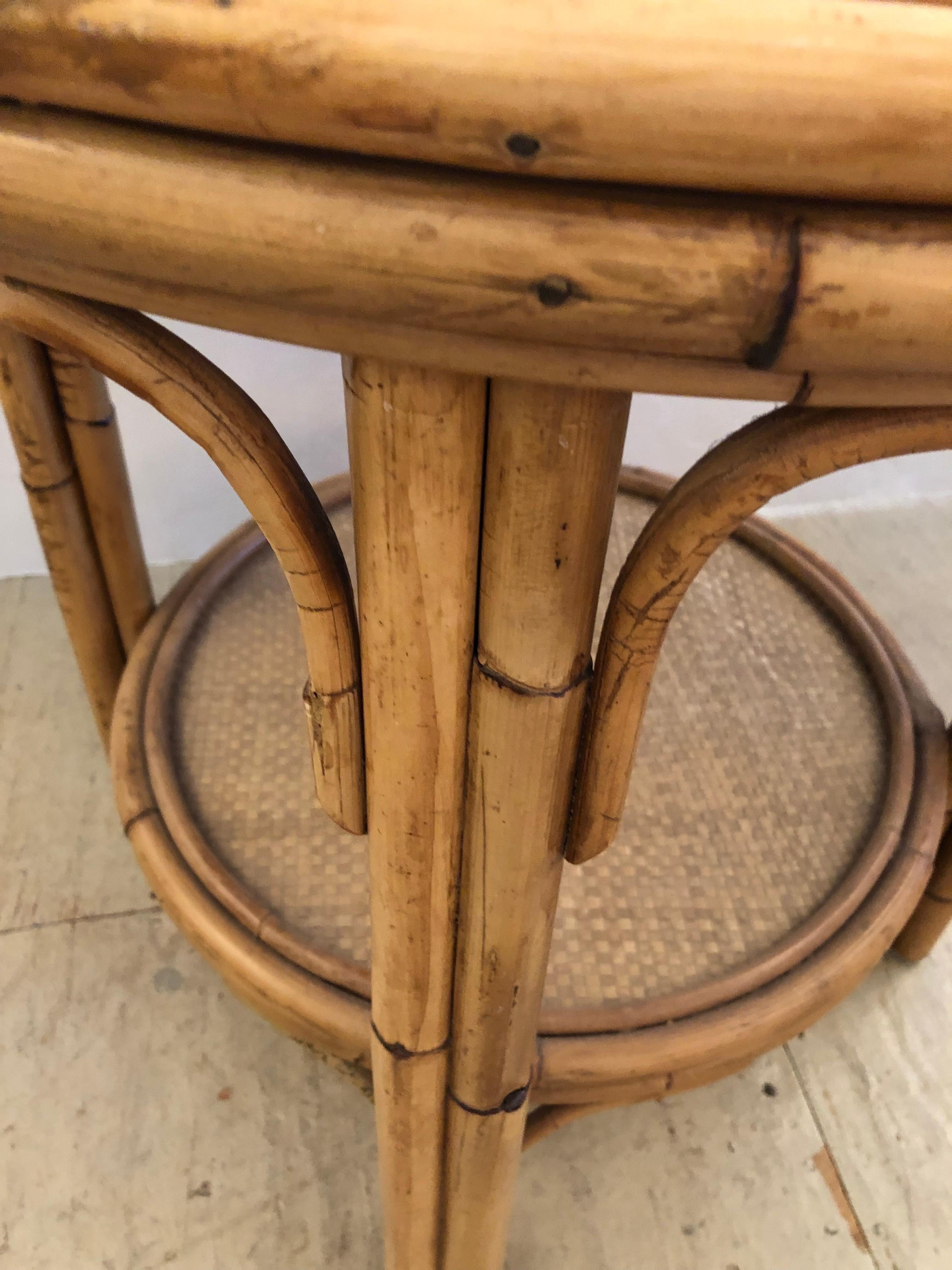 American Beautiful Round Rattan & Bamboo Side Table in the Style of McGuire For Sale