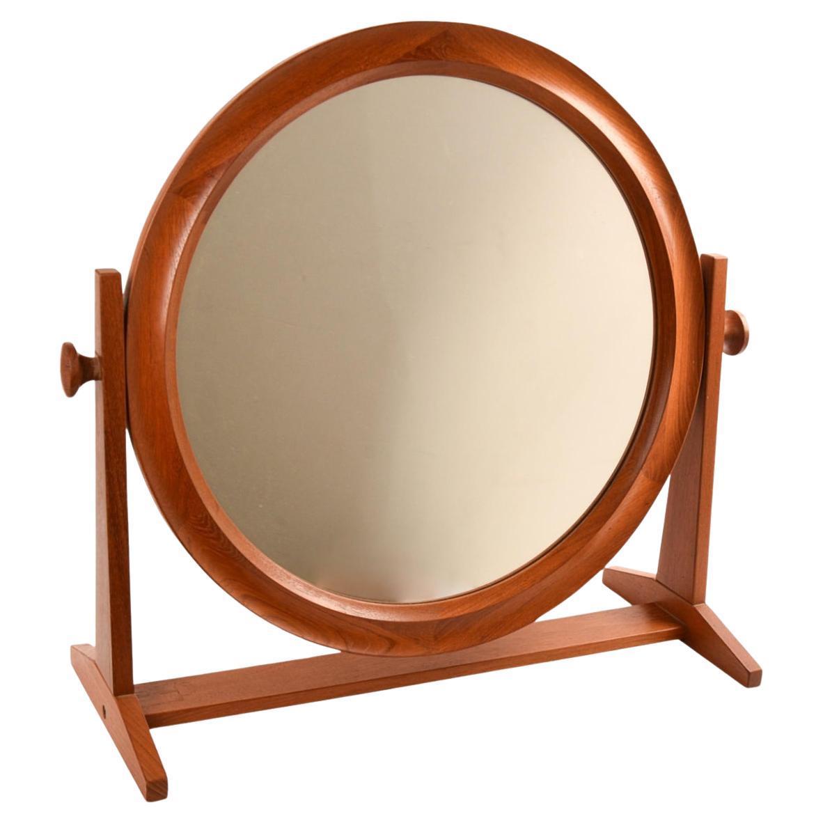 Danese Bellissimo specchio da tavolo danese rotondo in teak di Pedersen & Hansen in vendita
