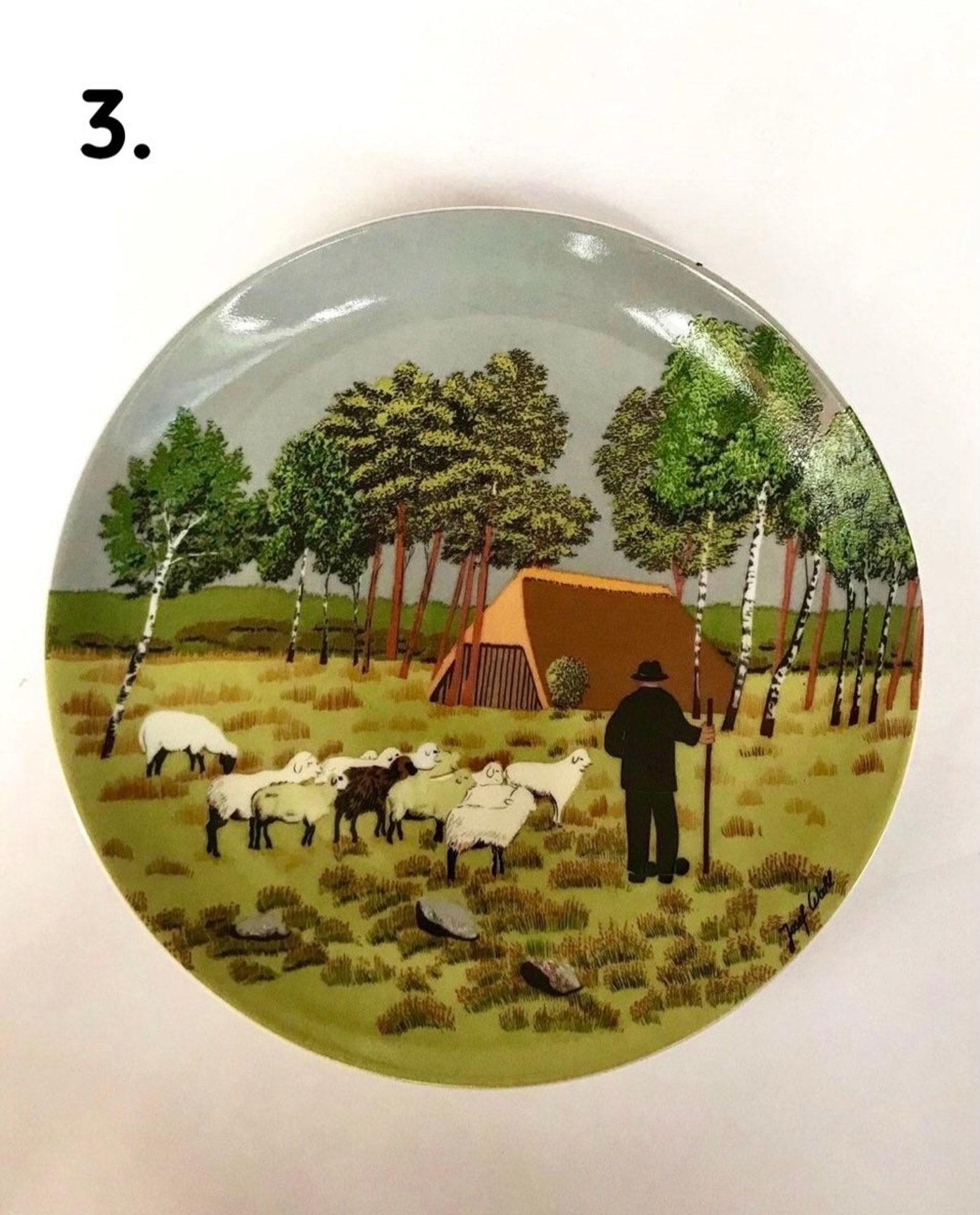 Beautiful Royal Tettau by Josef Wahl Collectible Wall Plates, Germany, 1970 In Excellent Condition In Bastogne, BE