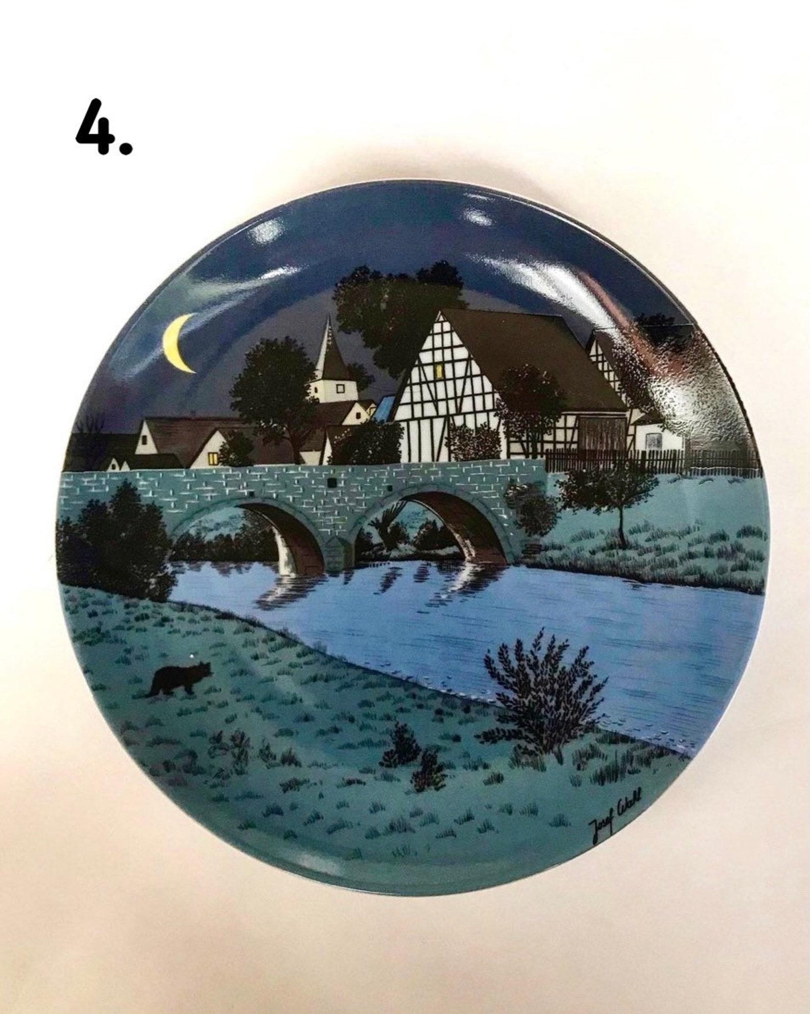 Late 20th Century Beautiful Royal Tettau by Josef Wahl Collectible Wall Plates, Germany, 1970 For Sale