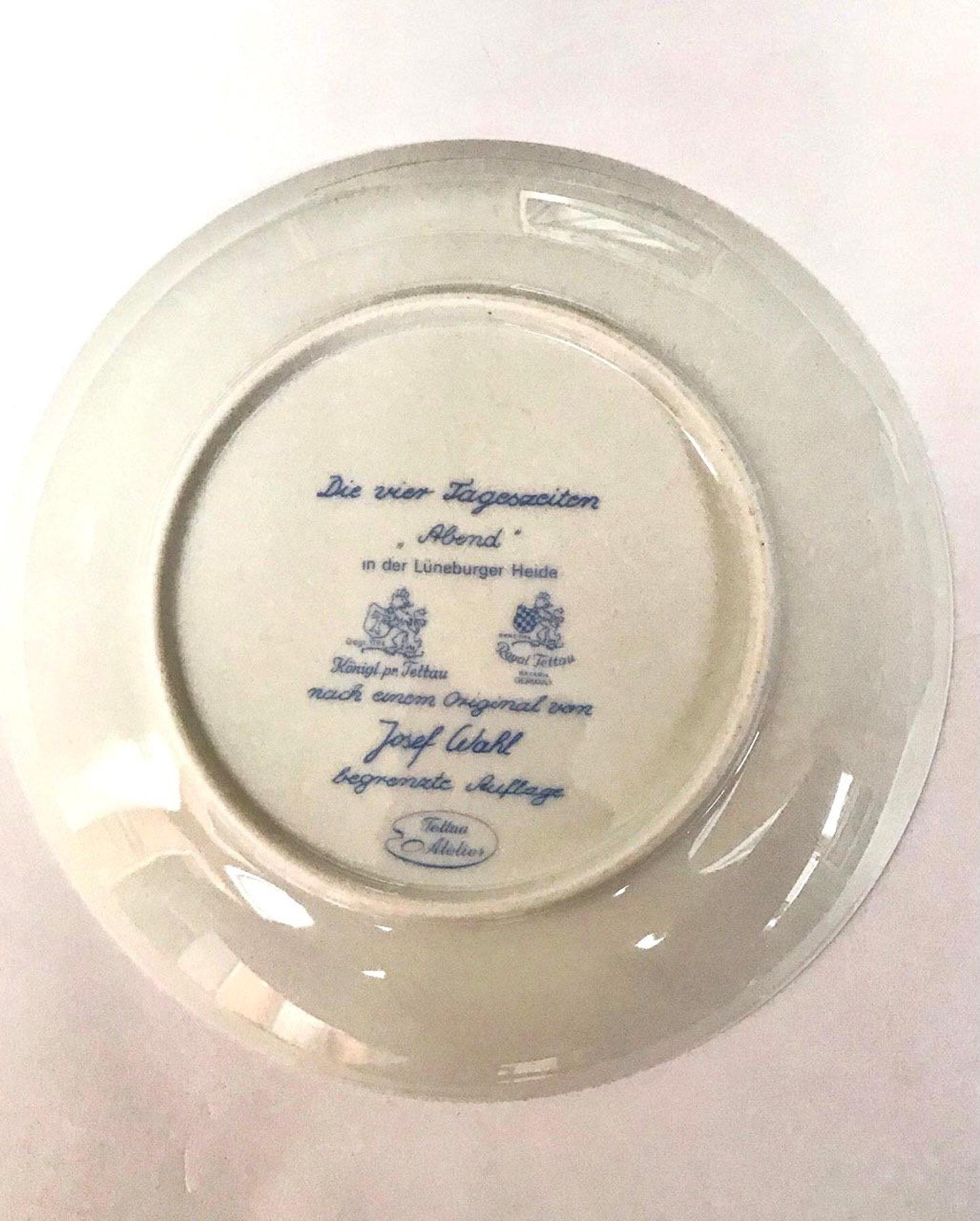 Porcelain Beautiful Royal Tettau by Josef Wahl Collectible Wall Plates, Germany, 1970