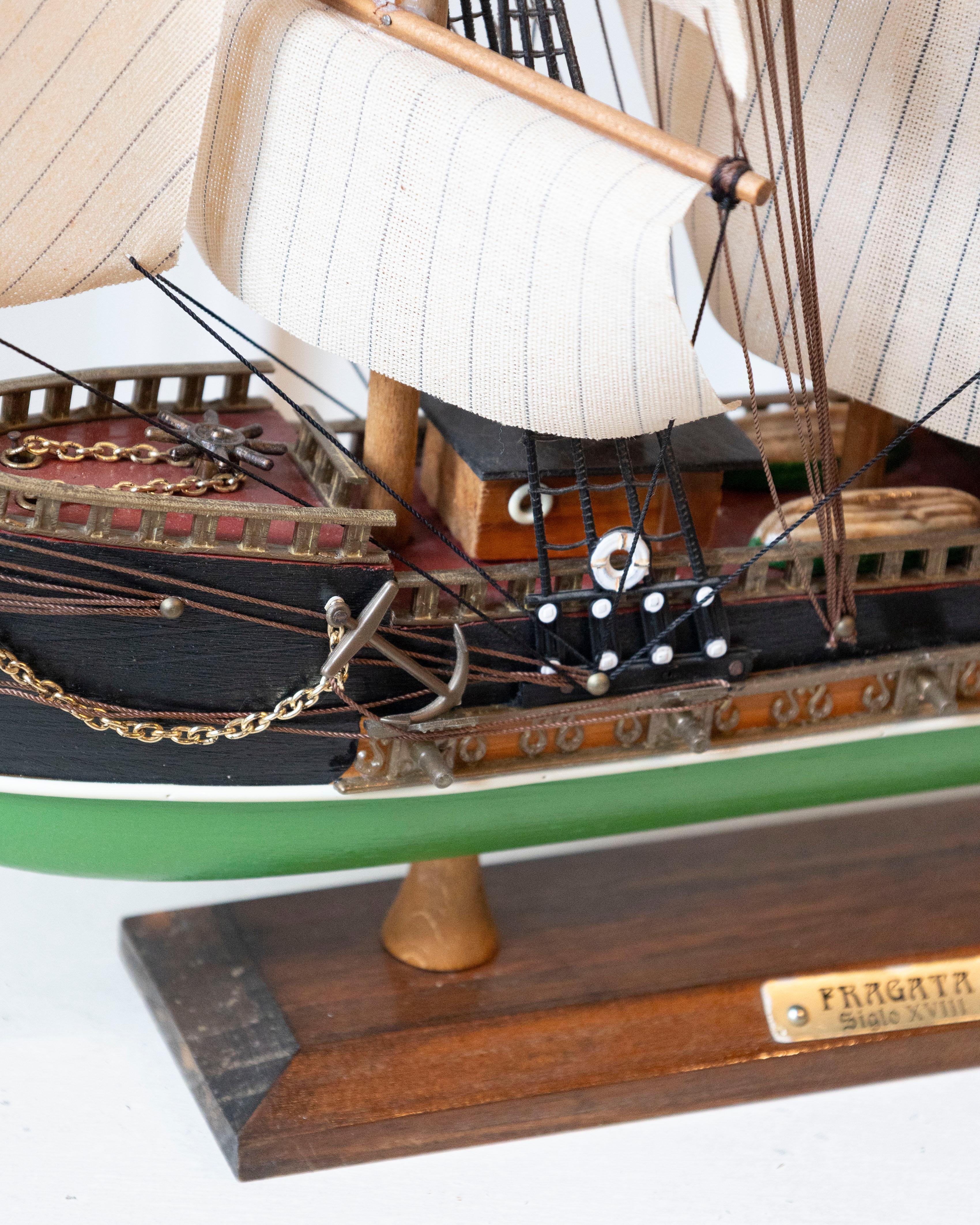 Schönes Segelschiff-Modell im Angebot 1