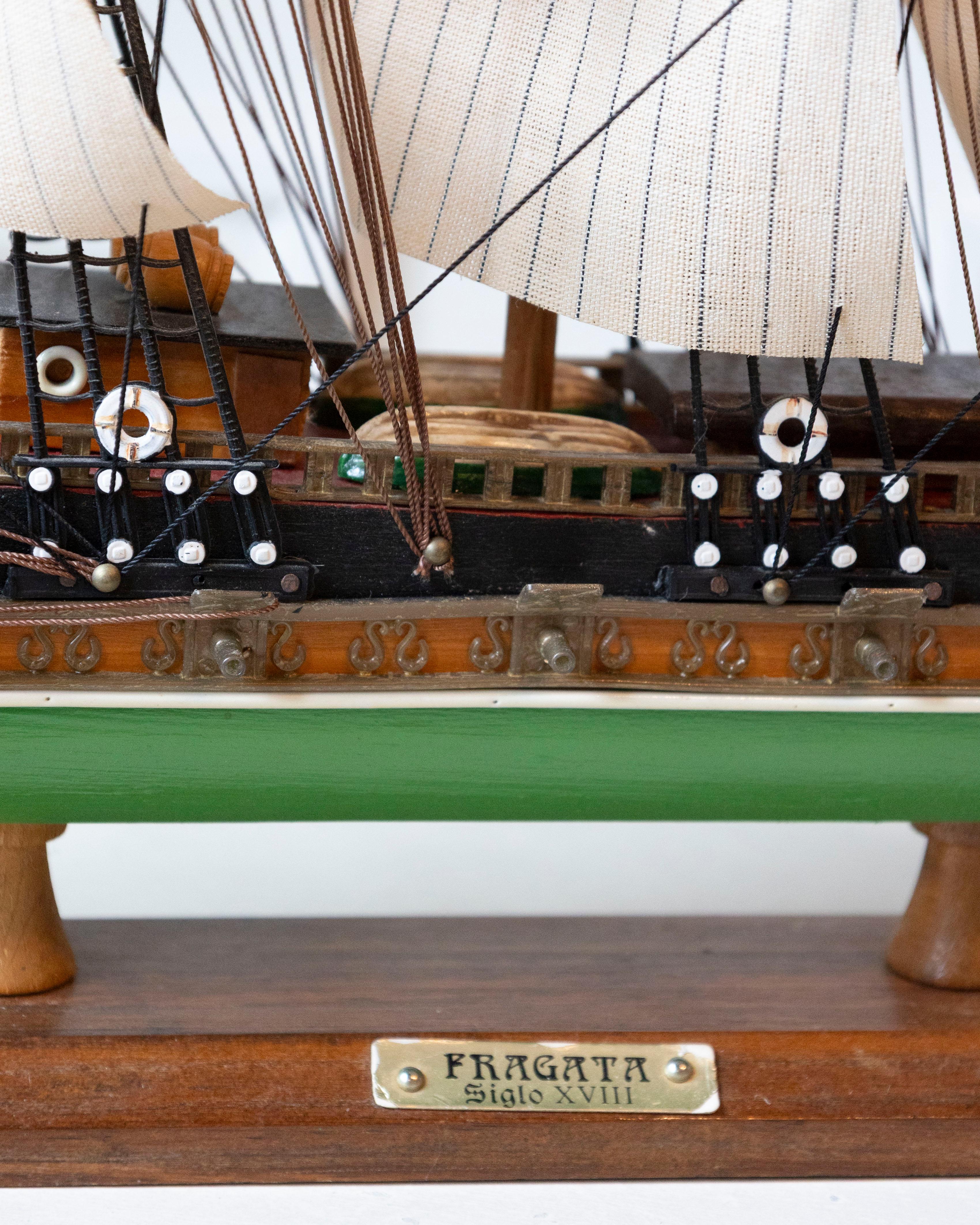 Schönes Segelschiff-Modell im Angebot 2