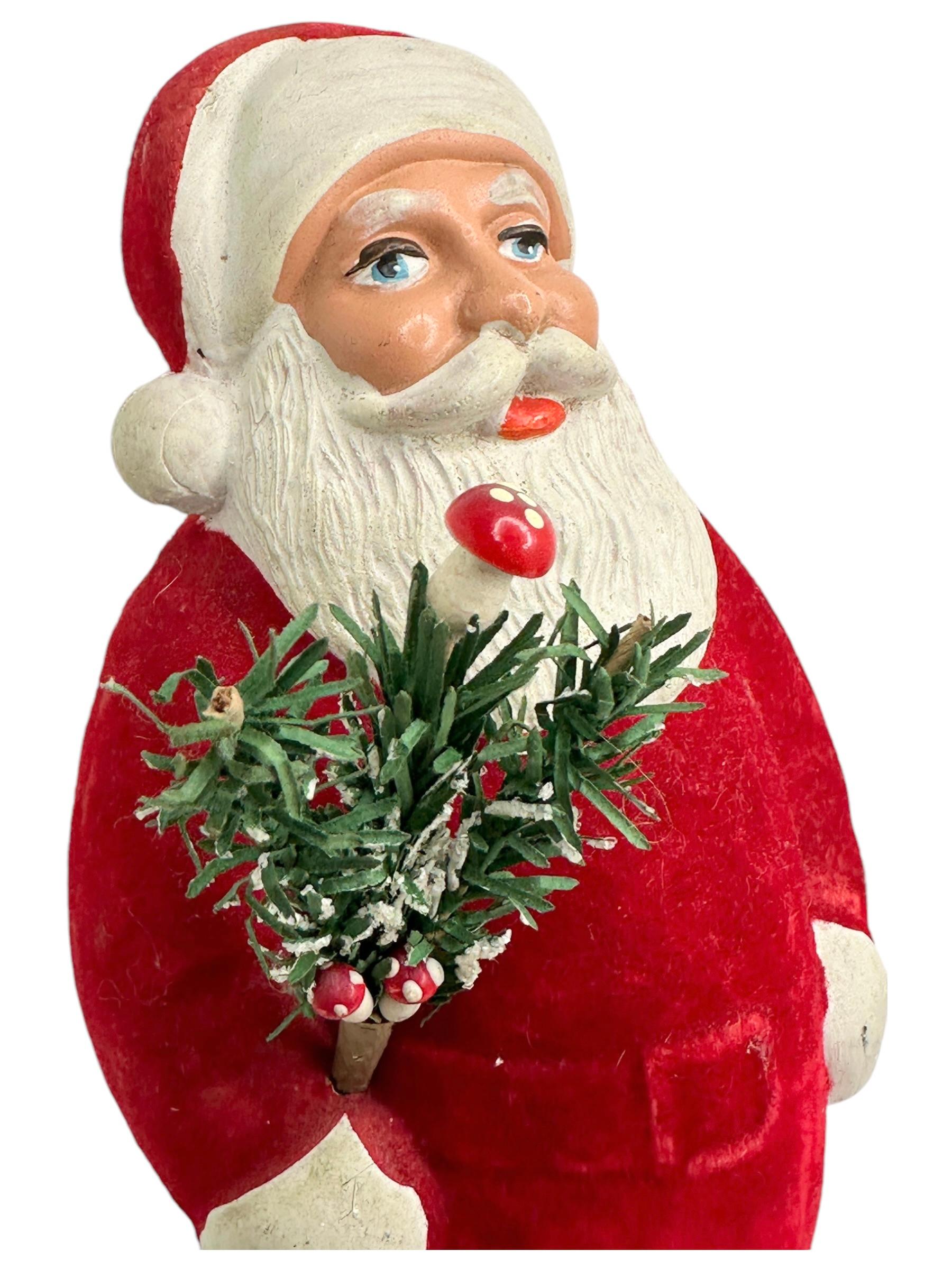 Beautiful Santa Claus Figure Candy Container Vintage German Christmas In Good Condition For Sale In Nuernberg, DE