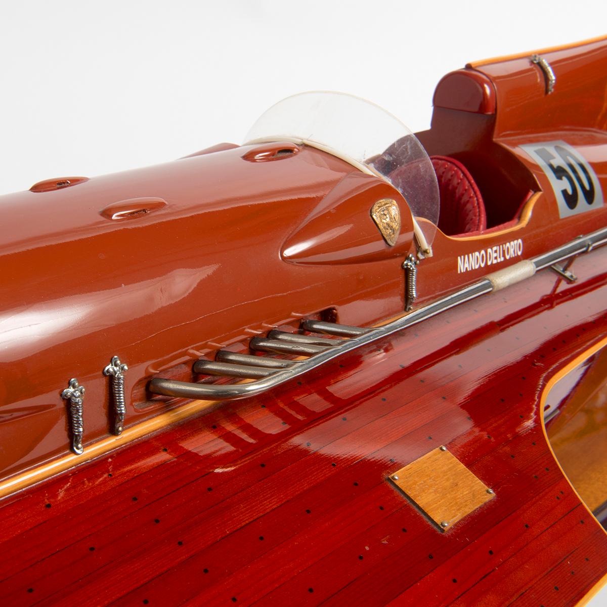Beautiful Scale Model of Ferrai hydroplane, Arno XI, raced by Nando Dell'Orto in vendita 5