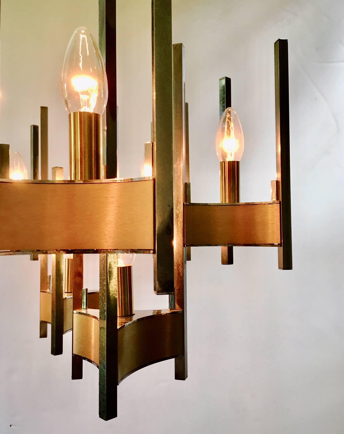 Beautiful Sciolari Fifteen-Light Design Chandelier in Brass and Chrome 2