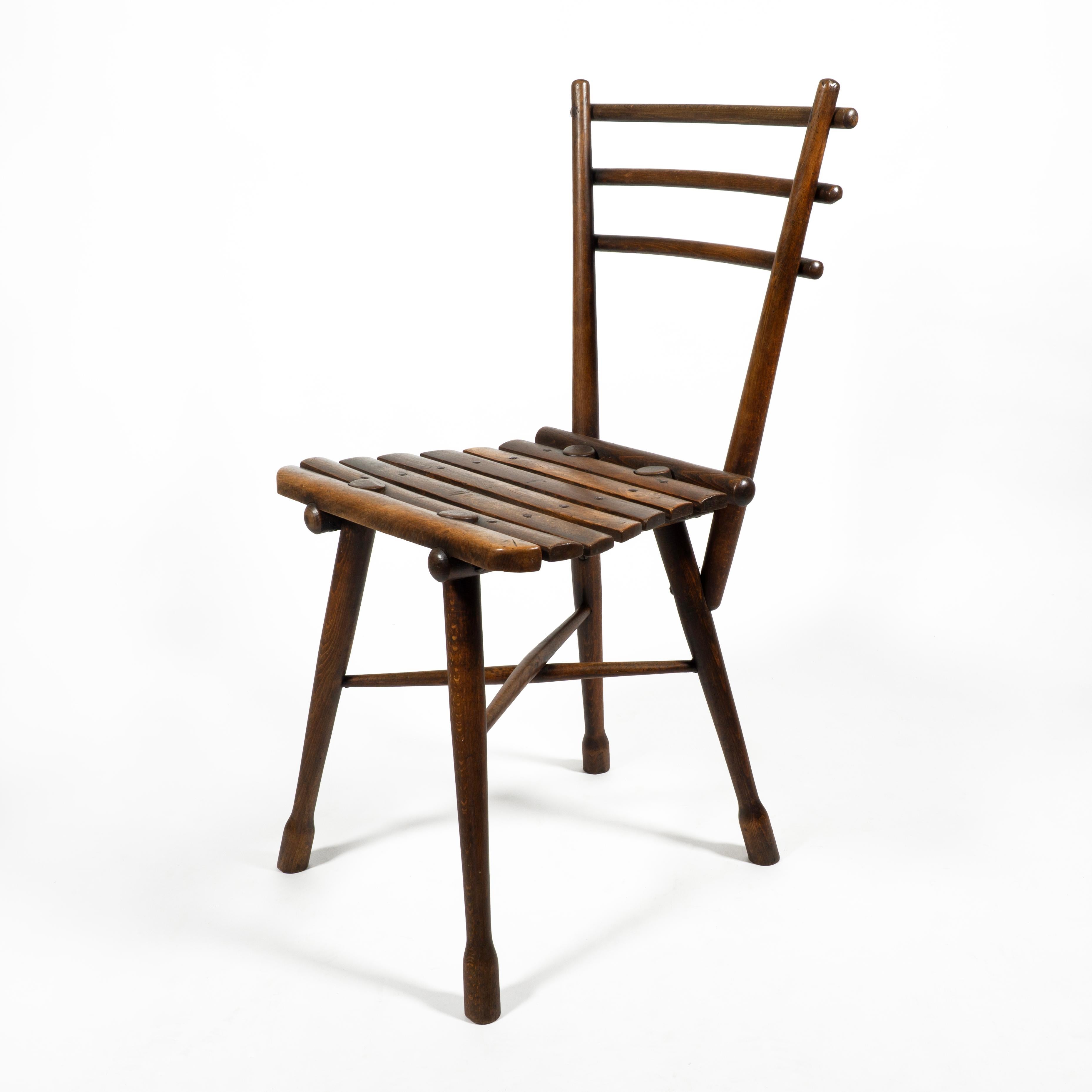Schöner Satz von 3 Thonet Wood Gartenstühlen 'Gartensessel No. 4', um 1900 (Frühes 20. Jahrhundert) im Angebot